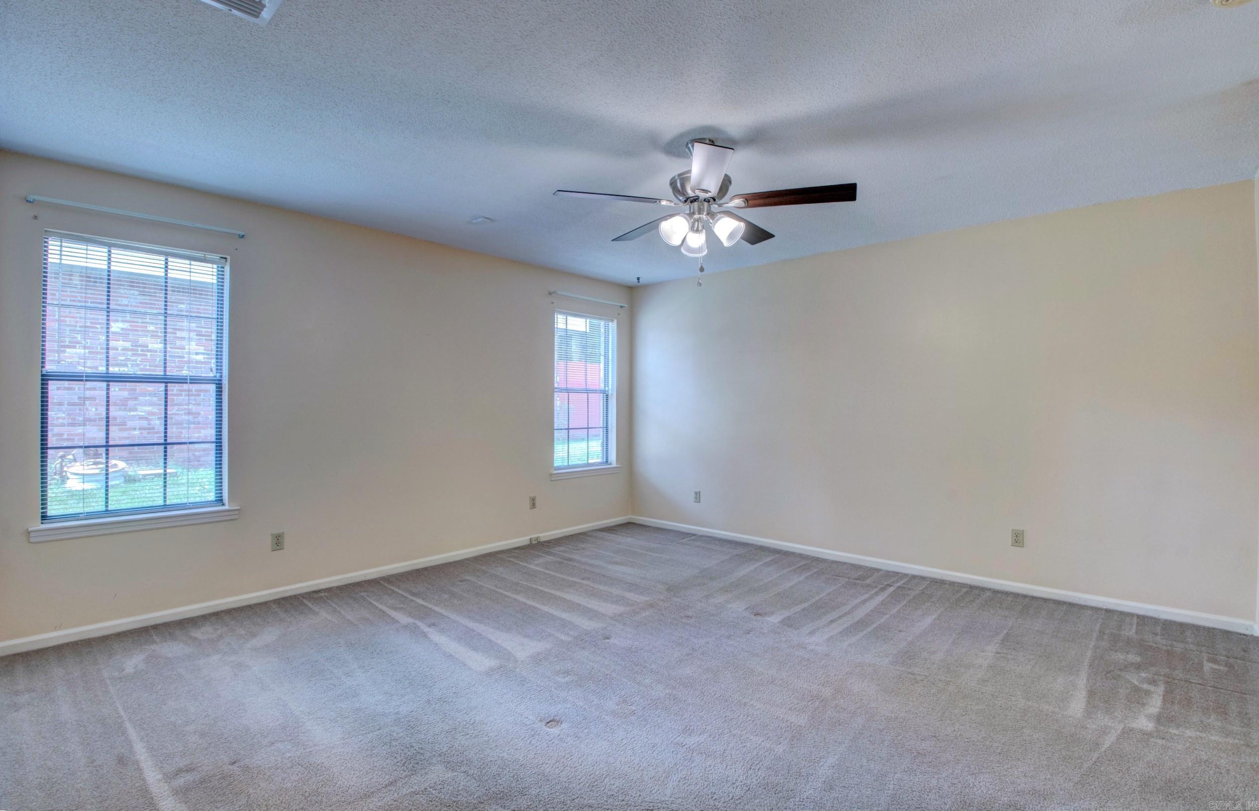 OTTER CREEK VILLAGE COML - Residential