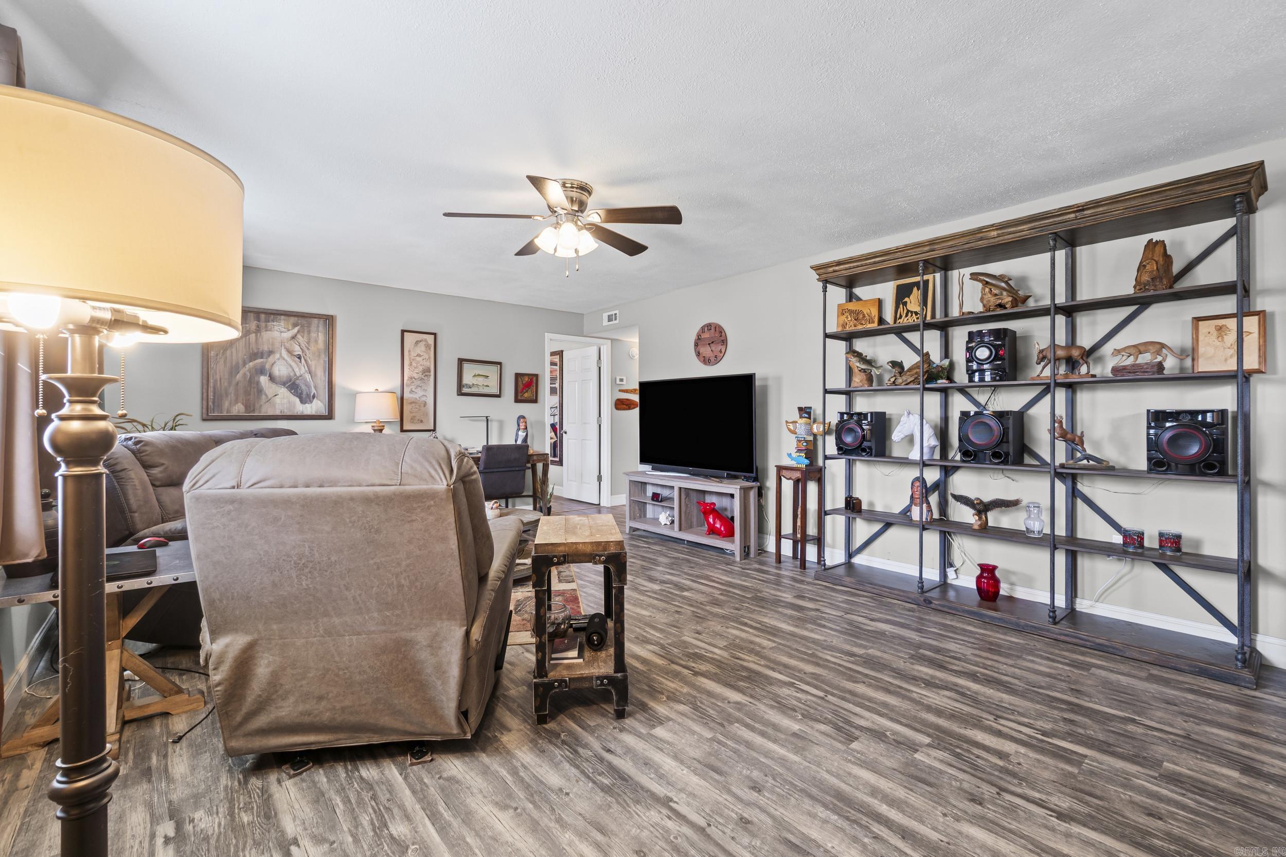 GOLDEN VALLEY S/D - Residential