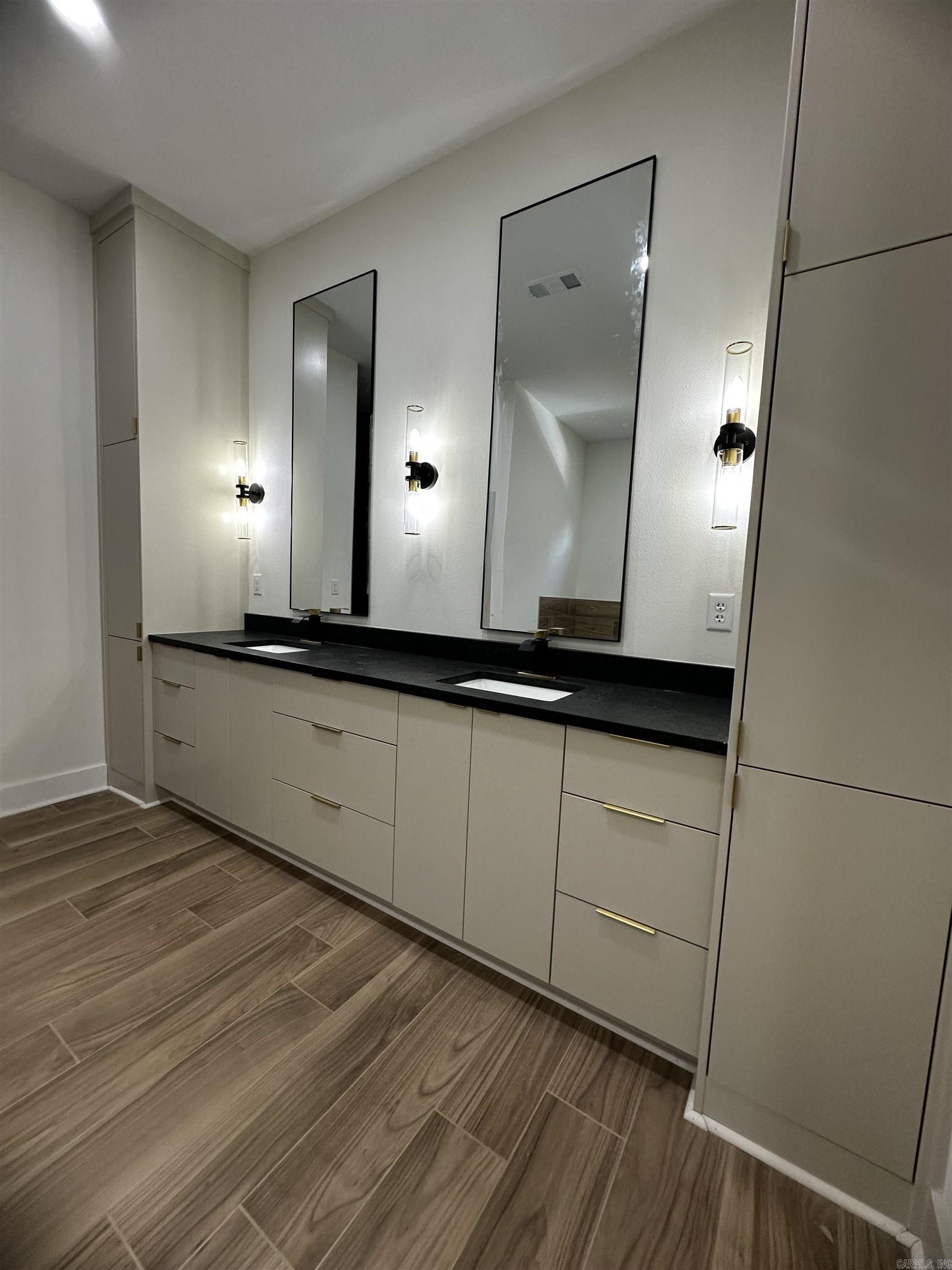 Mountain Ridge - Residential