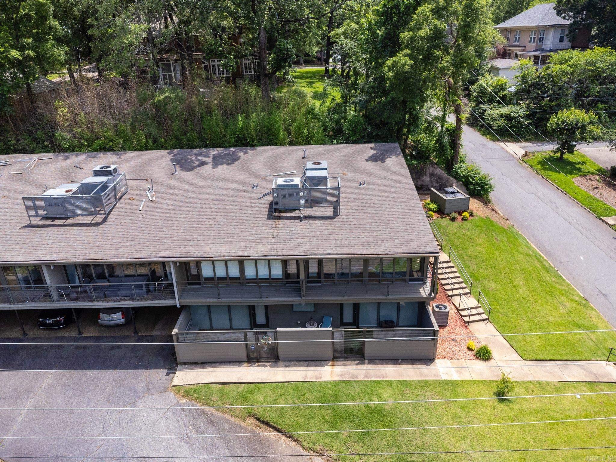 2423 KAVANAUGH HPR - Residential