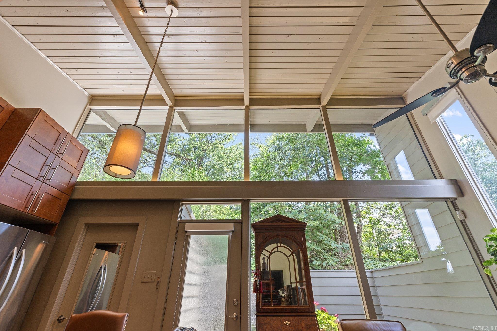 2423 KAVANAUGH HPR - Residential