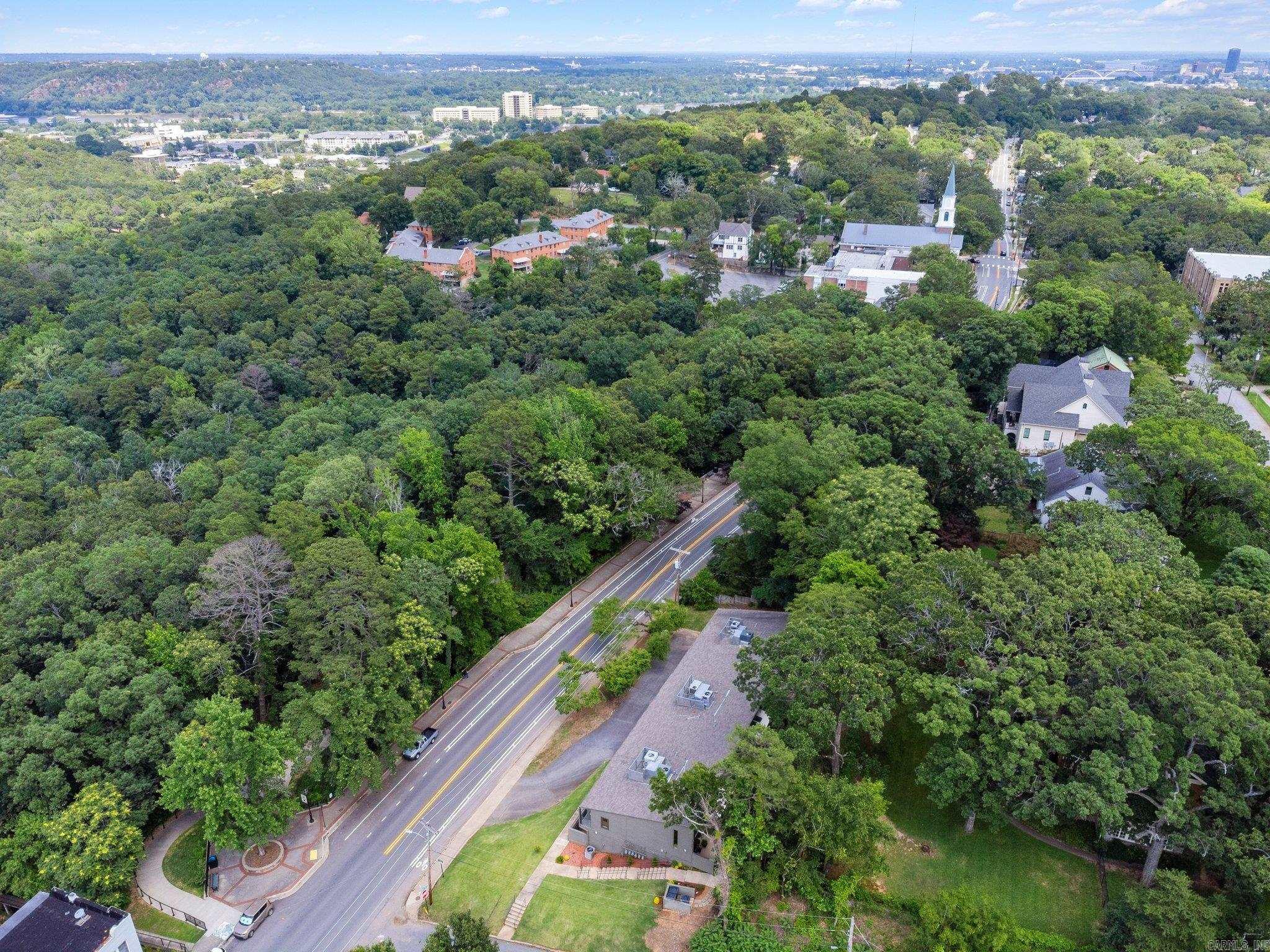 2423 KAVANAUGH HPR - Residential