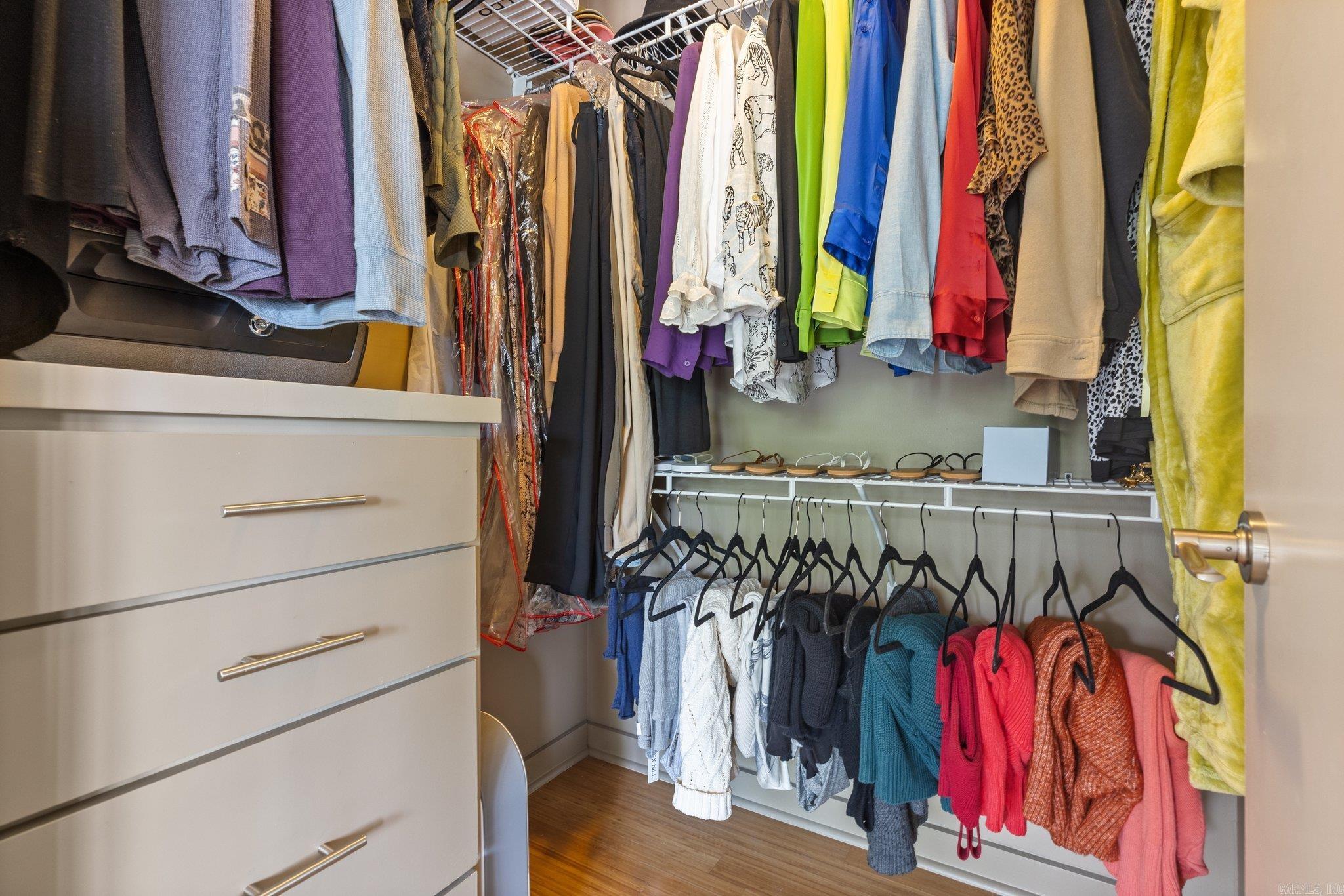 2423 KAVANAUGH HPR - Residential