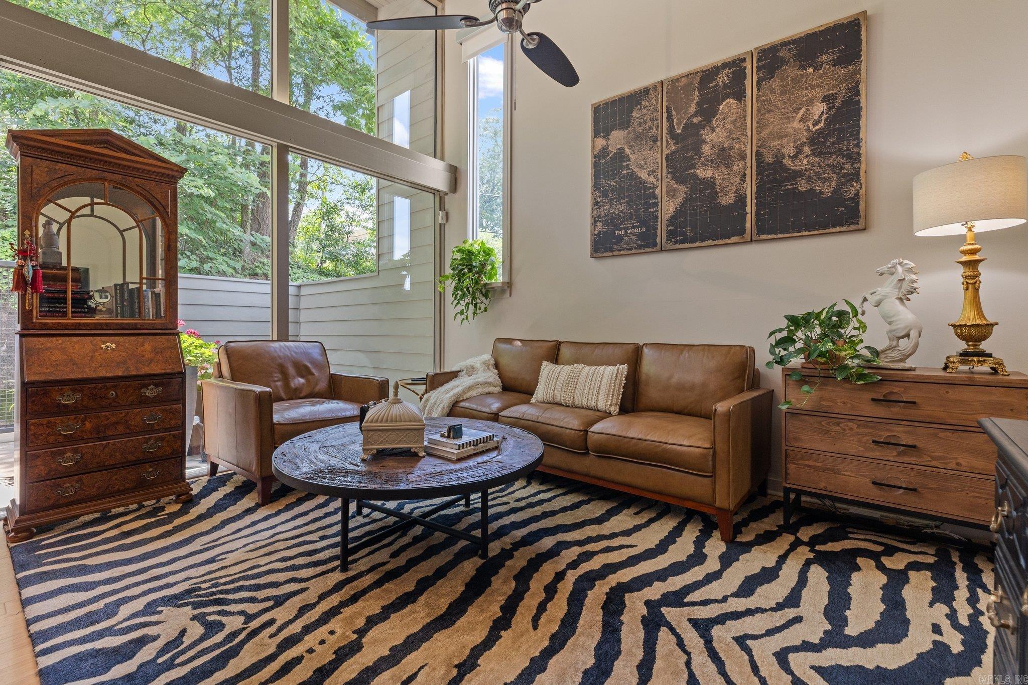 2423 KAVANAUGH HPR - Residential