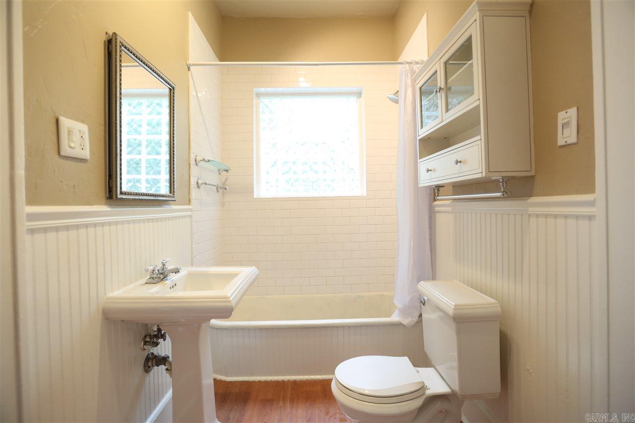 Pulaski Heights - Residential Lease