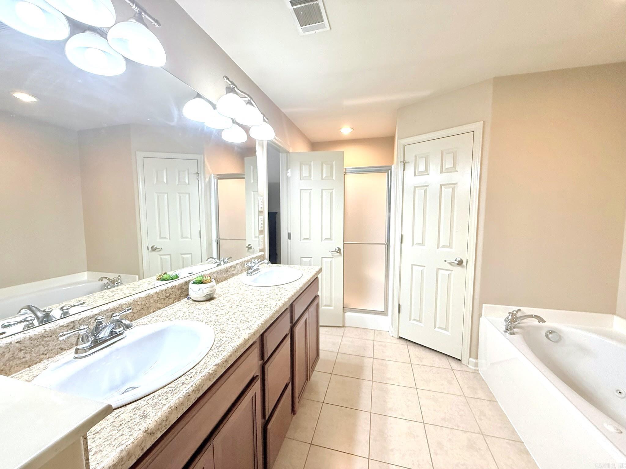 HERITAGE HEIGHTS - Residential