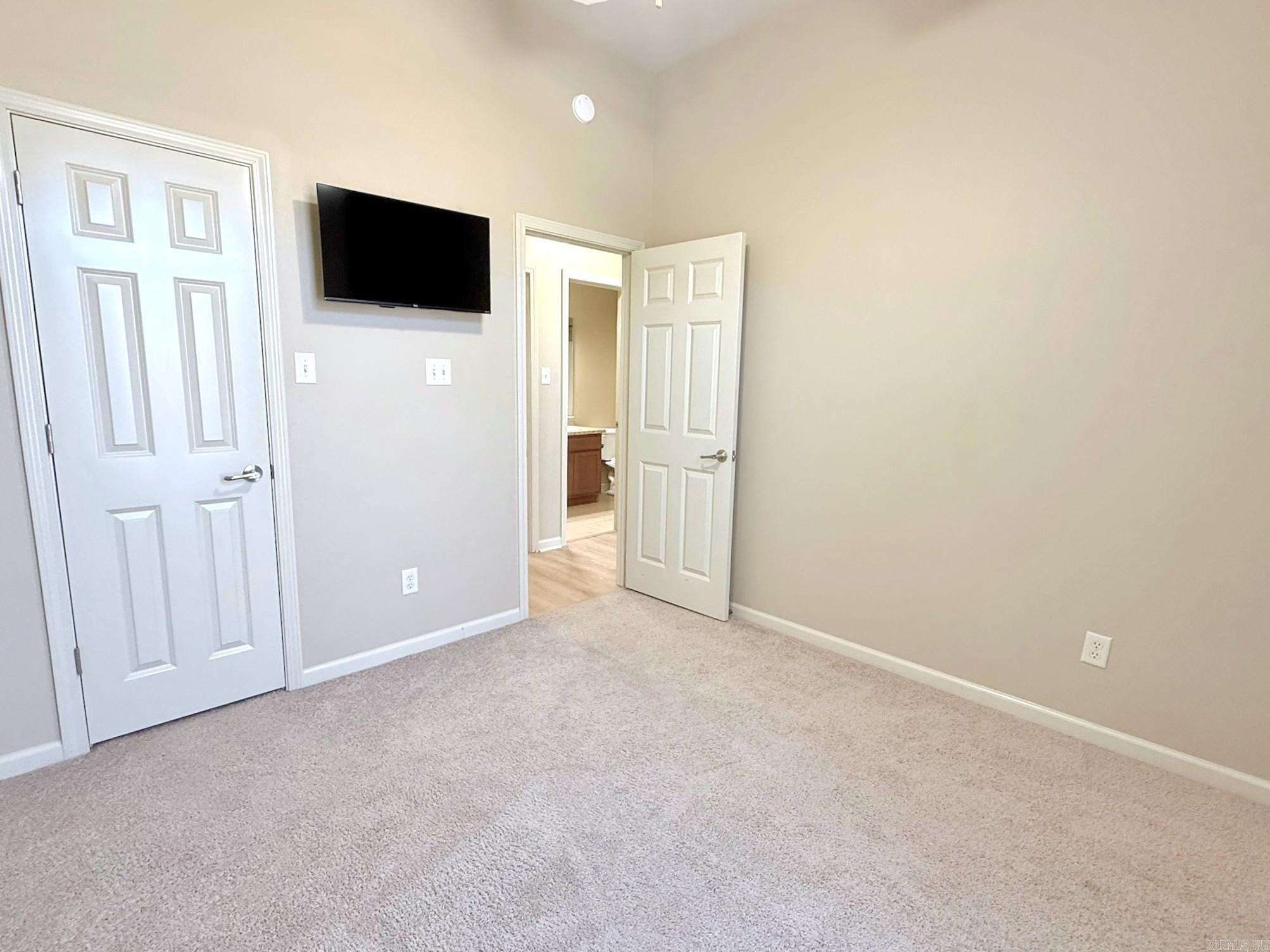 HERITAGE HEIGHTS - Residential