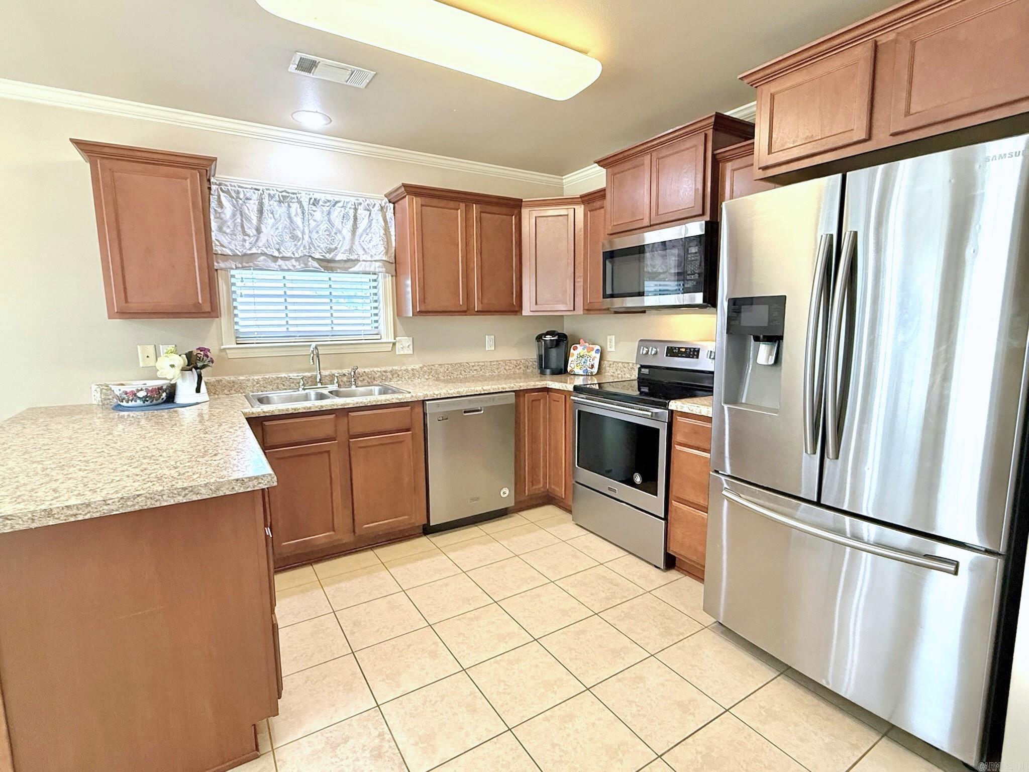 HERITAGE HEIGHTS - Residential