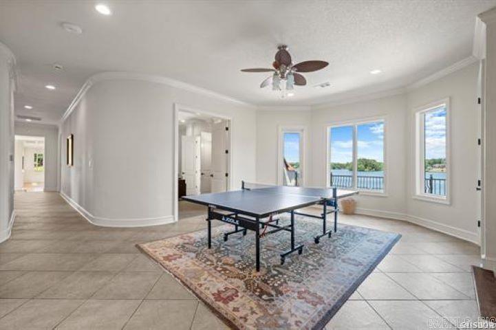 Lake View - Residential