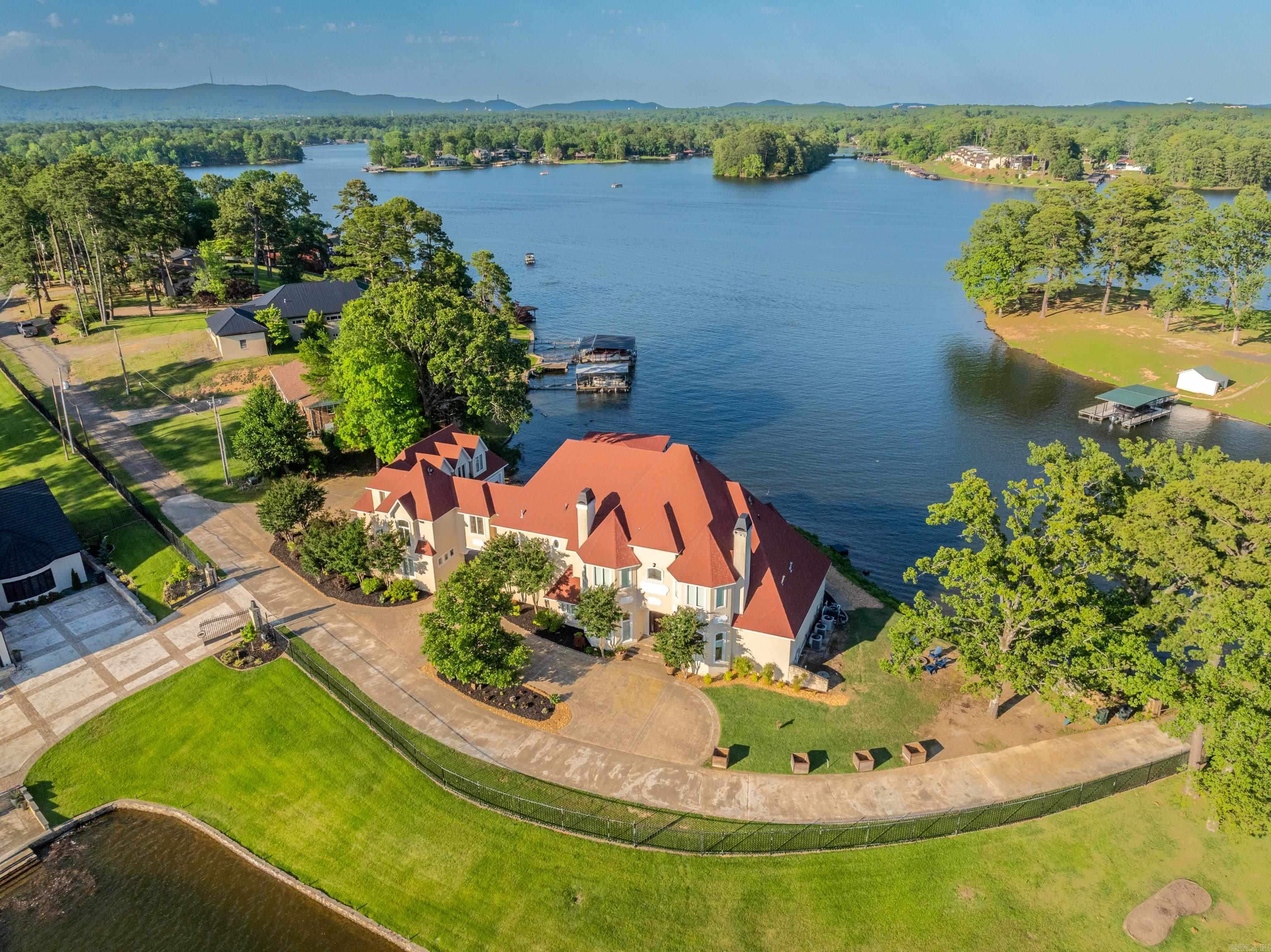 Lake View - Residential
