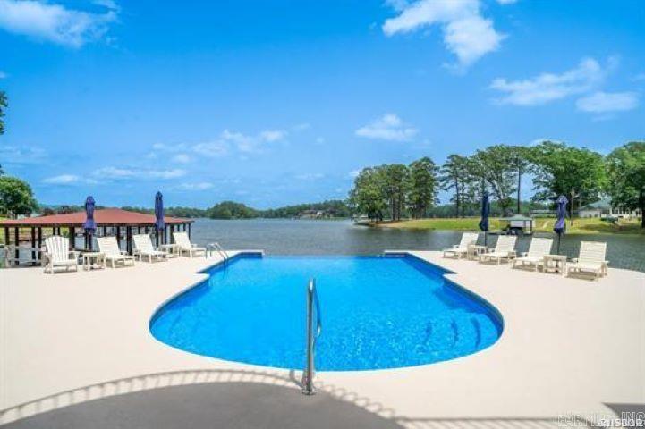 Lake View - Residential