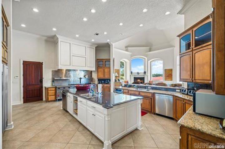 Lake View - Residential