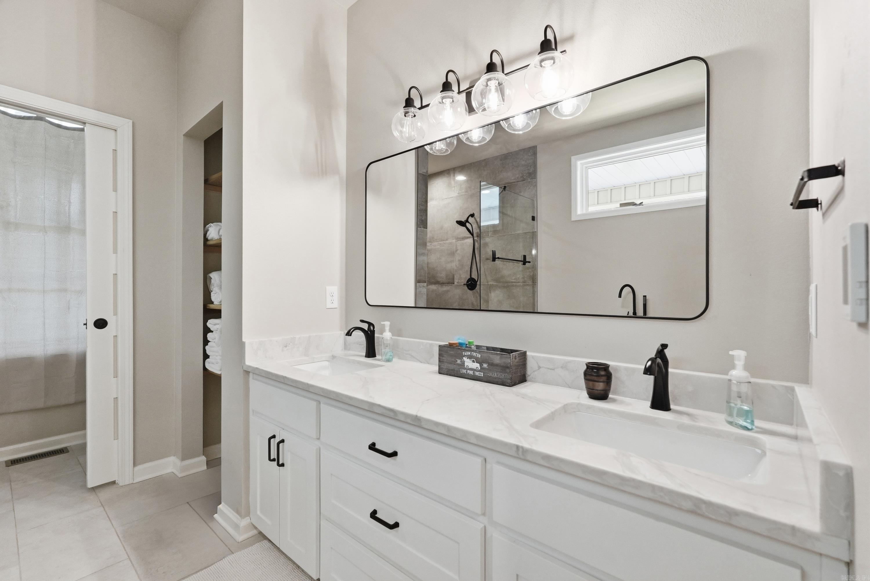 RAYNOR'S RIDGE - Residential