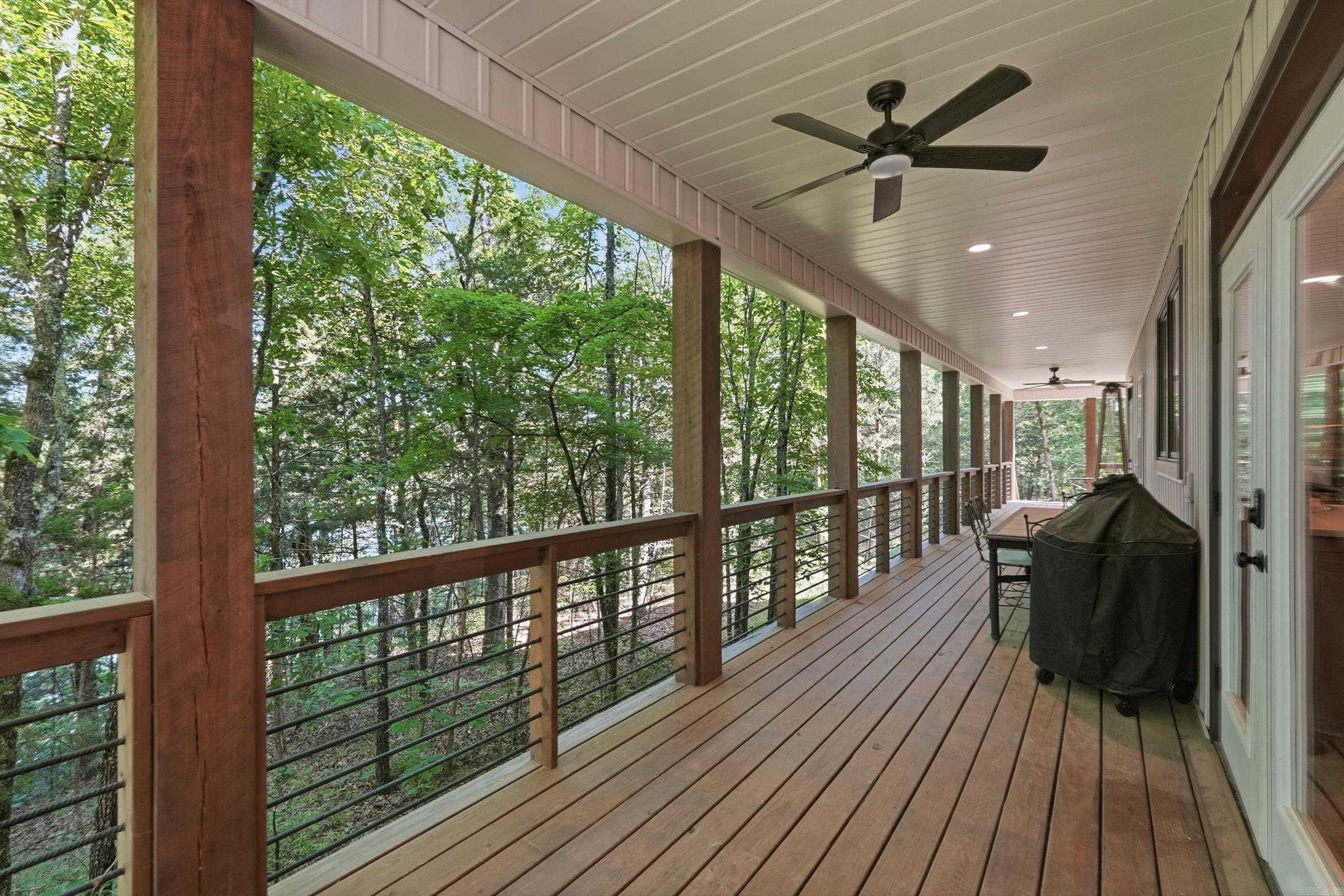 RAYNOR'S RIDGE - Residential