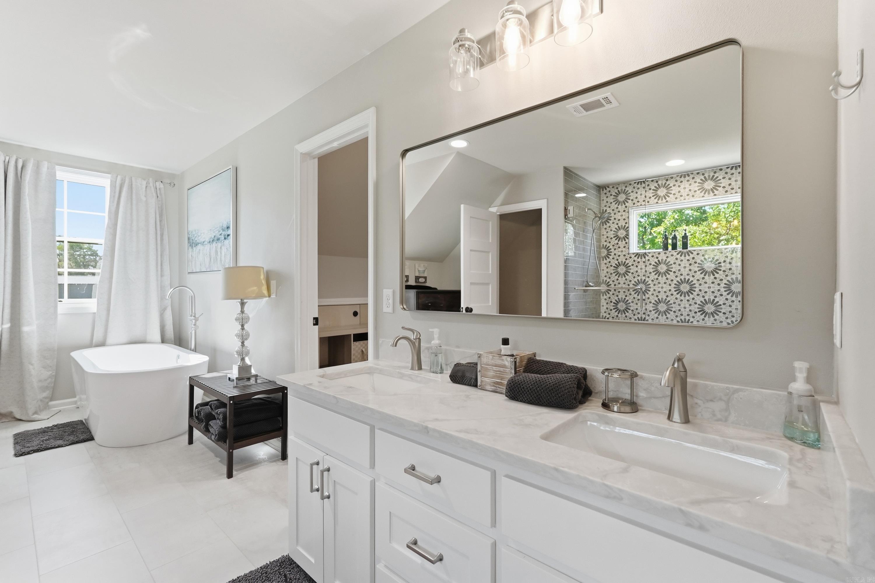 RAYNOR'S RIDGE - Residential