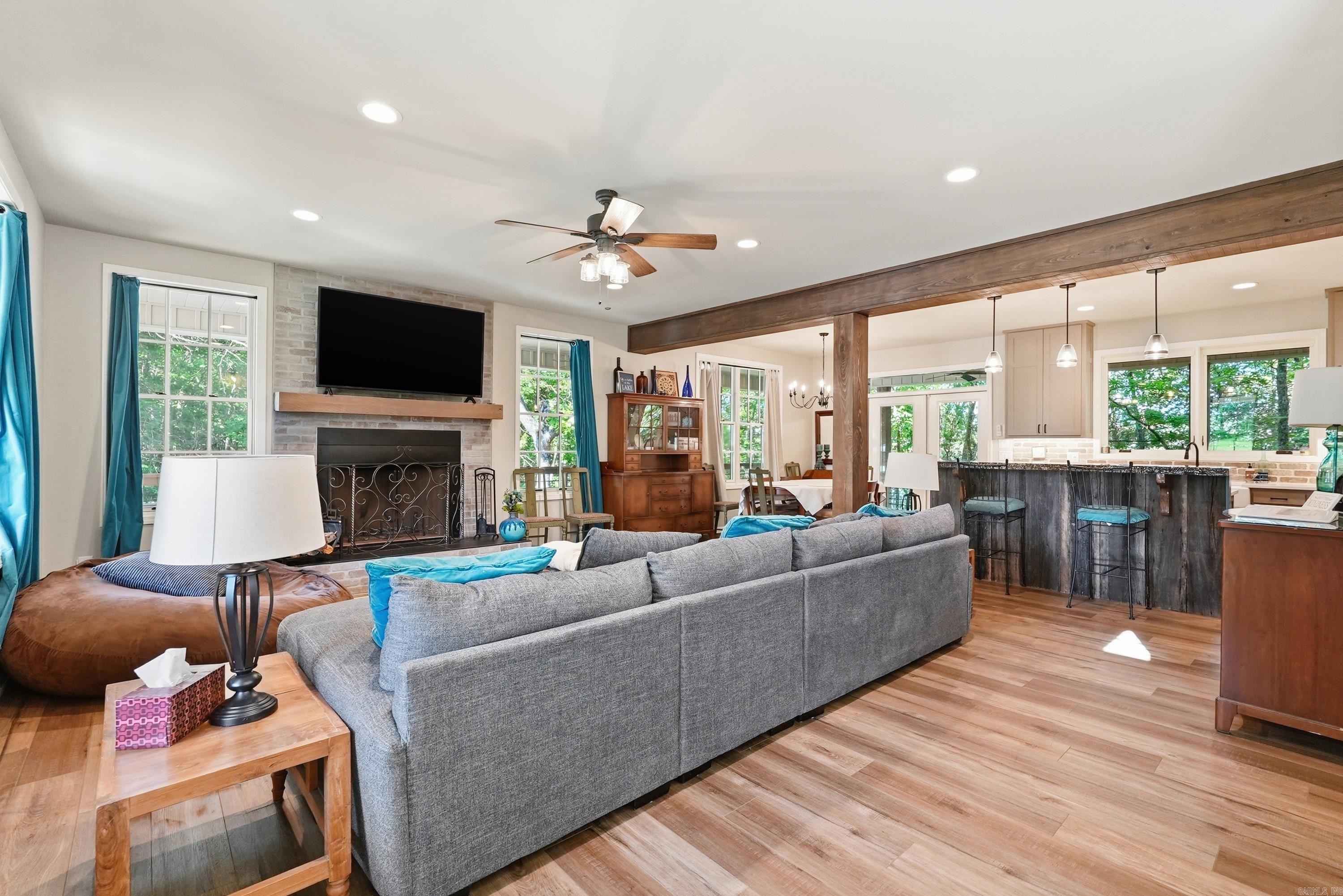 RAYNOR'S RIDGE - Residential