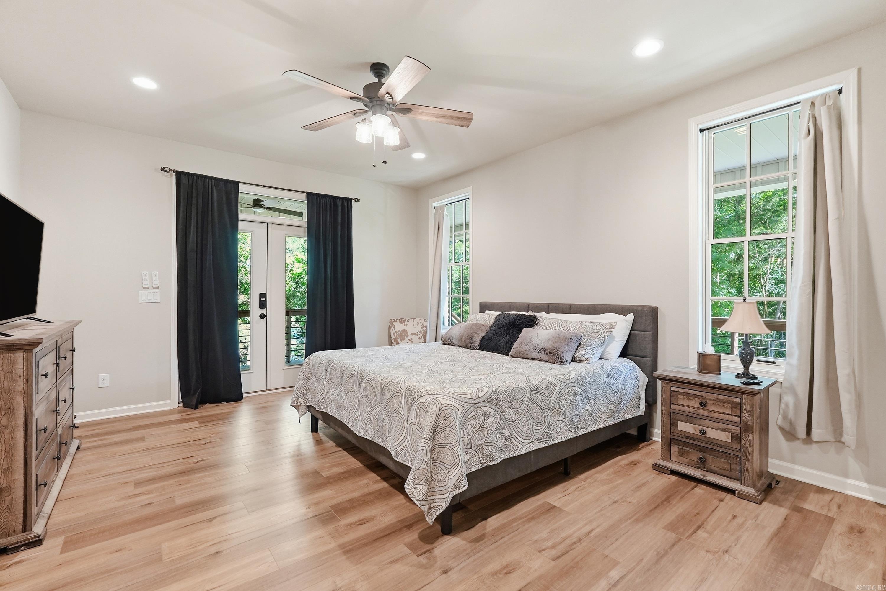 RAYNOR'S RIDGE - Residential