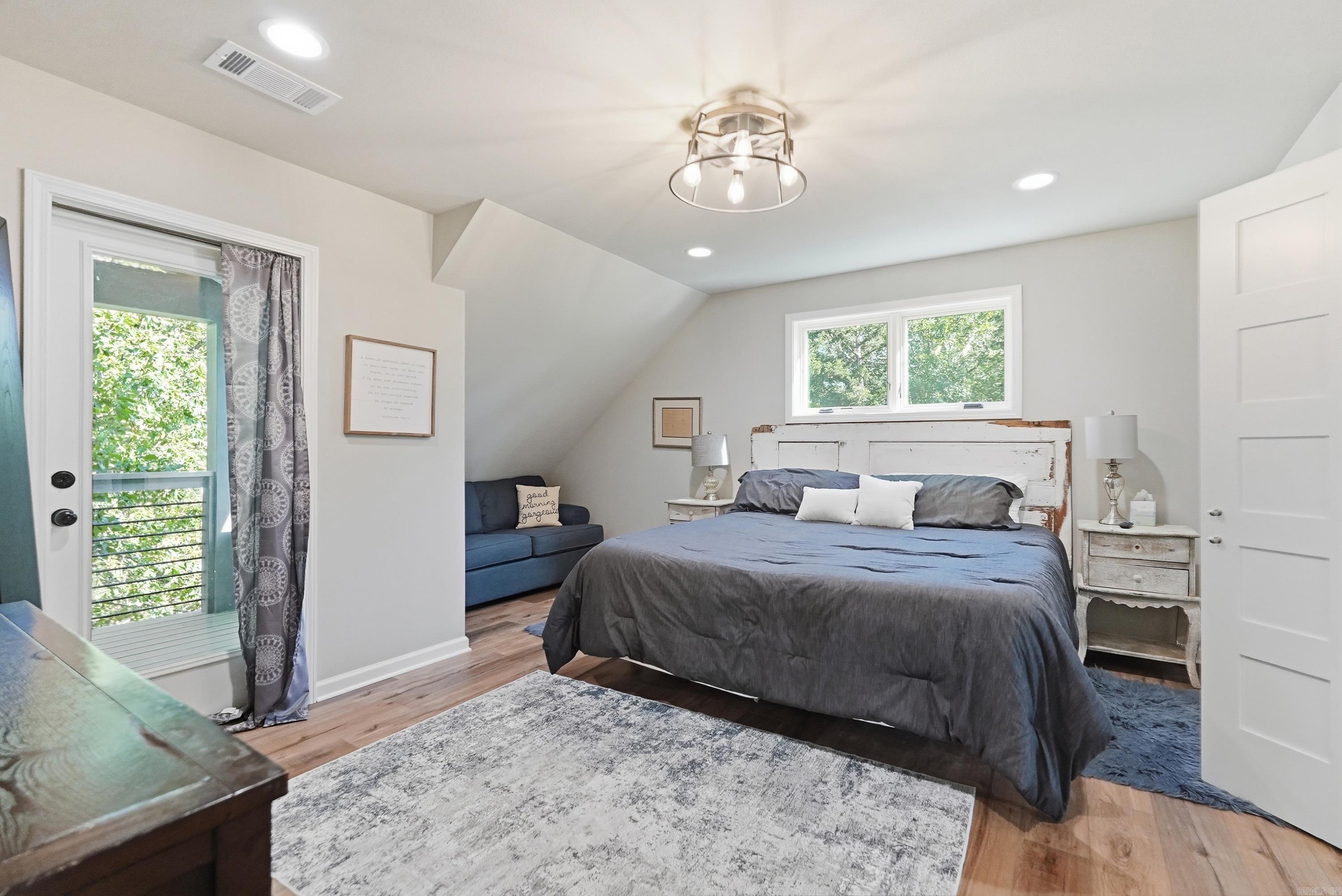 RAYNOR'S RIDGE - Residential