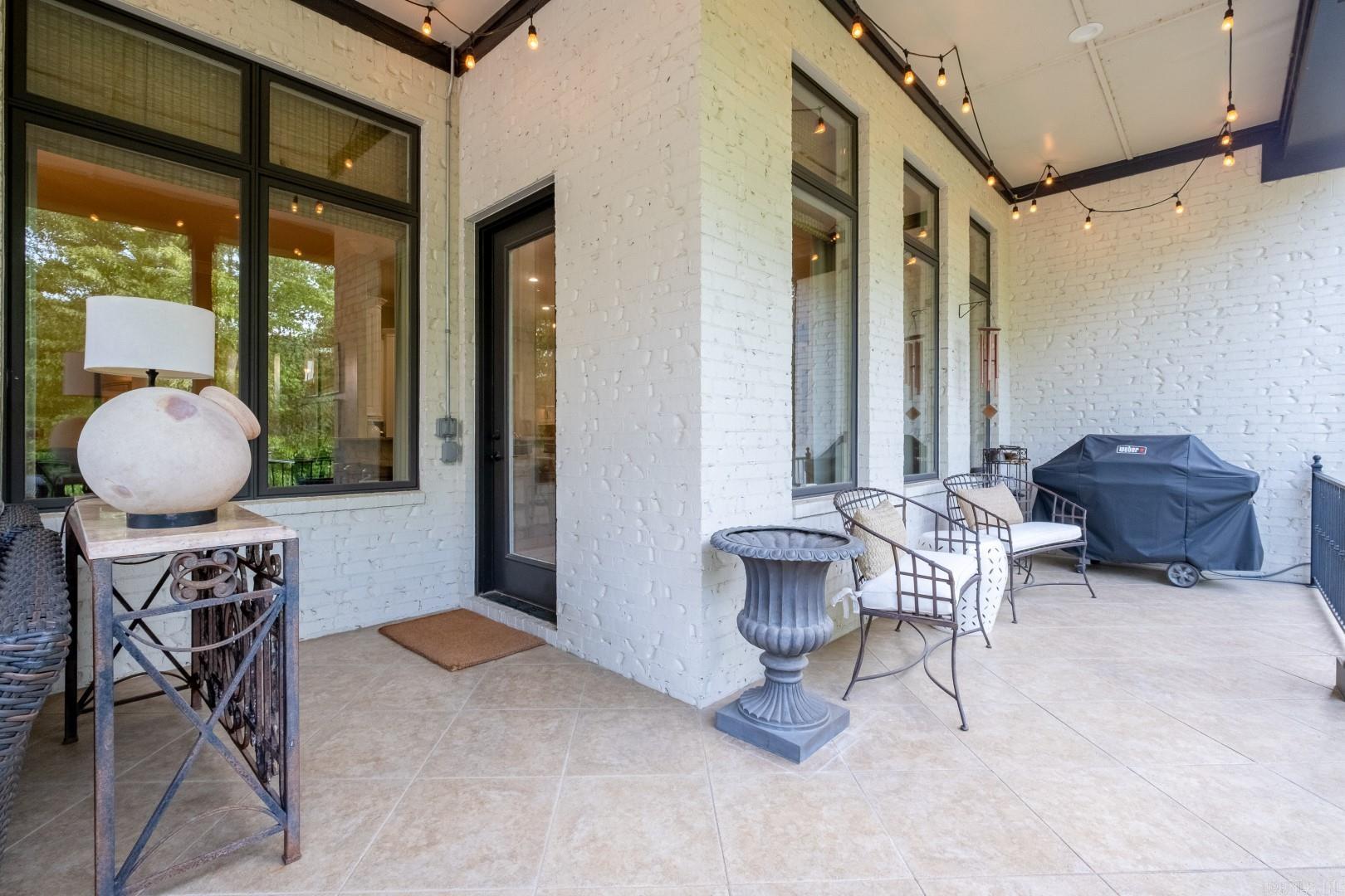 CHENAL VALLEY HALLEN COURT - Residential