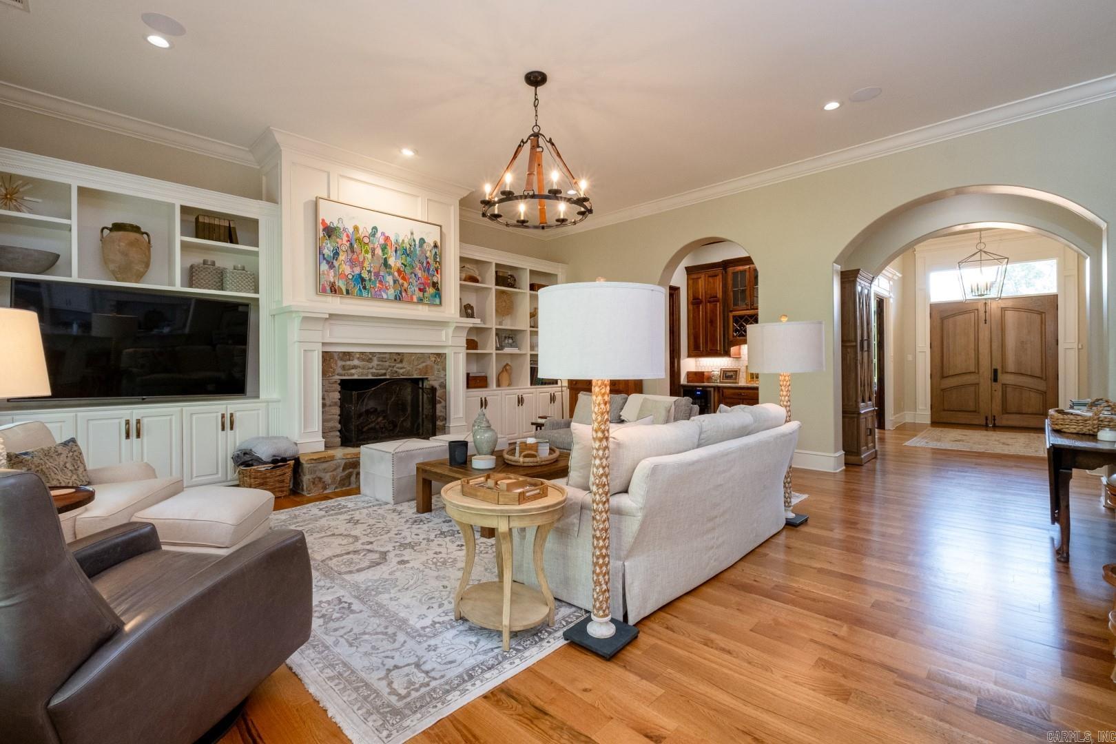 CHENAL VALLEY HALLEN COURT - Residential