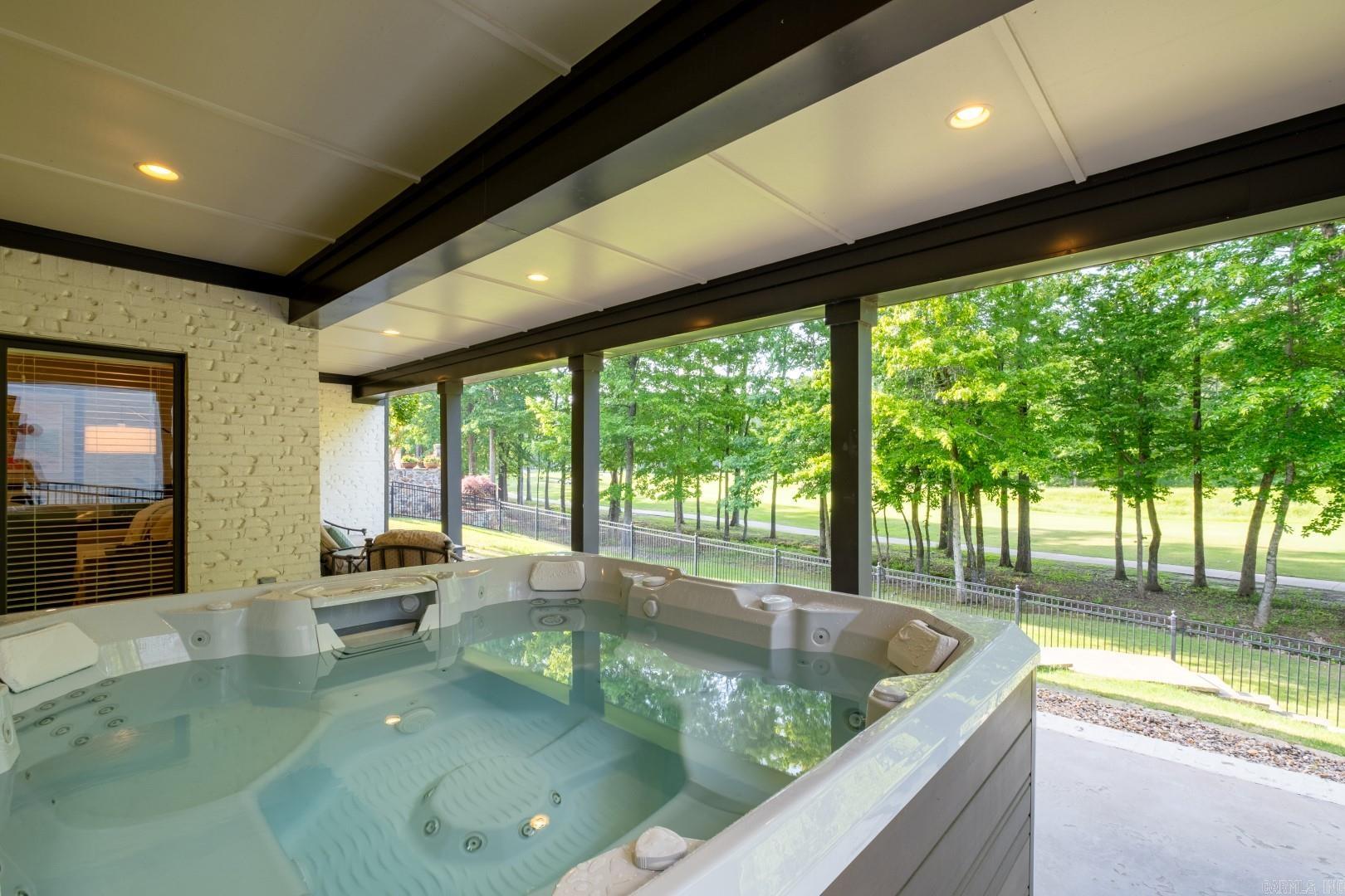 CHENAL VALLEY HALLEN COURT - Residential