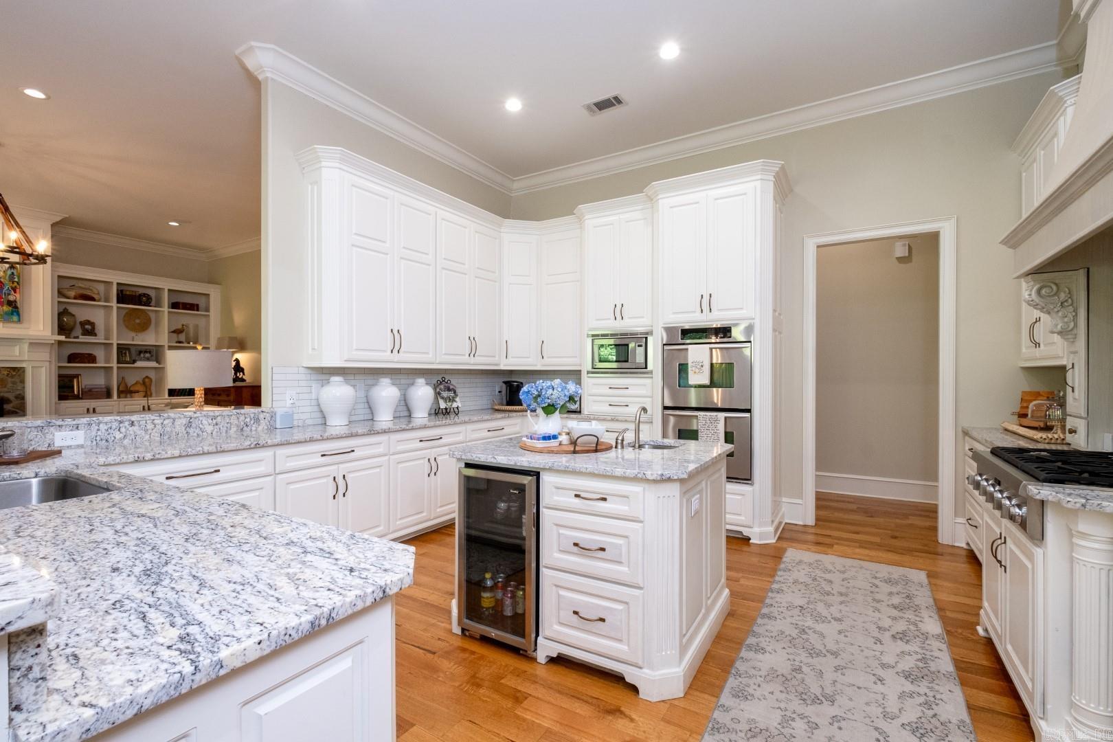 CHENAL VALLEY HALLEN COURT - Residential