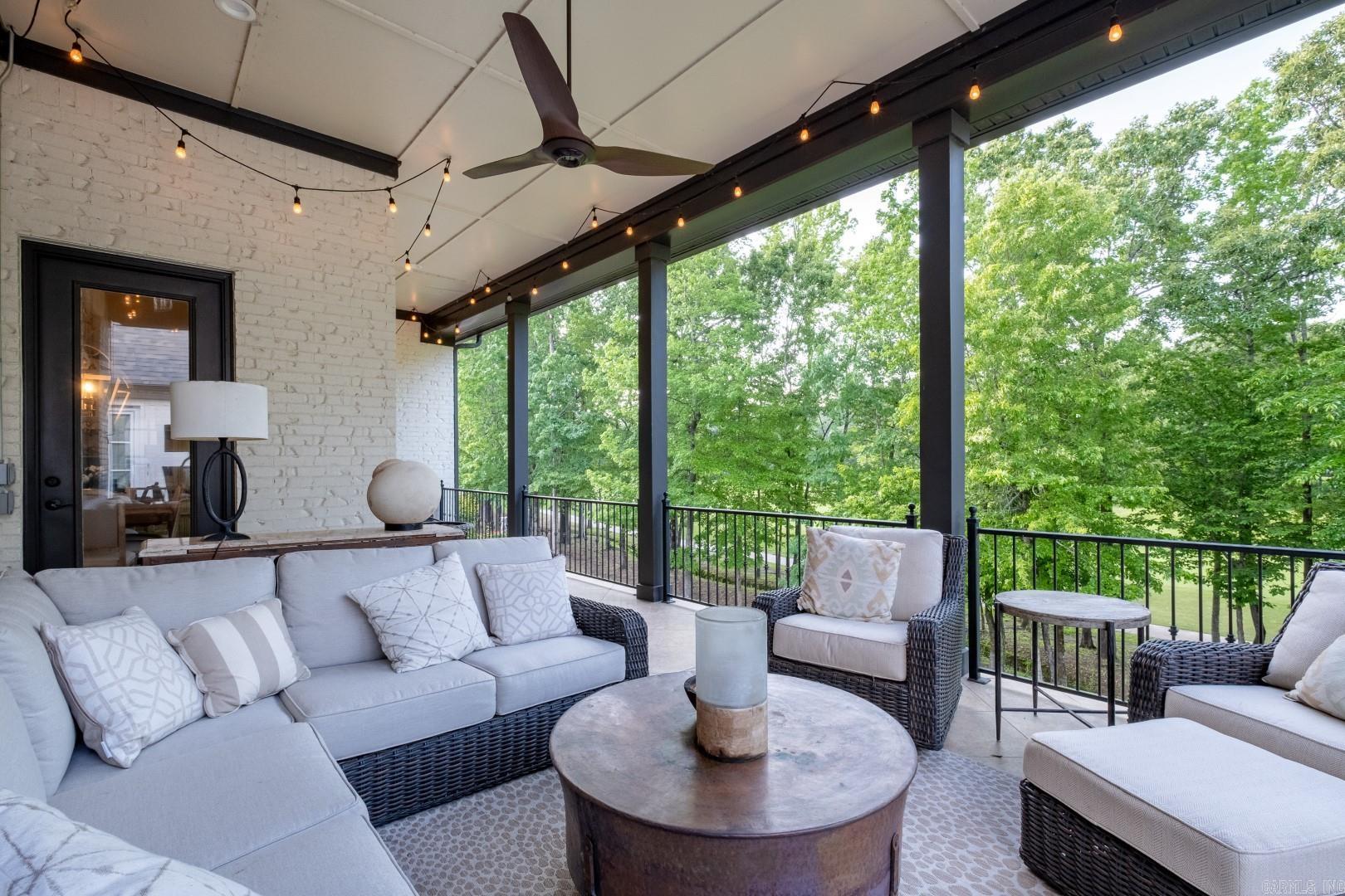 CHENAL VALLEY HALLEN COURT - Residential