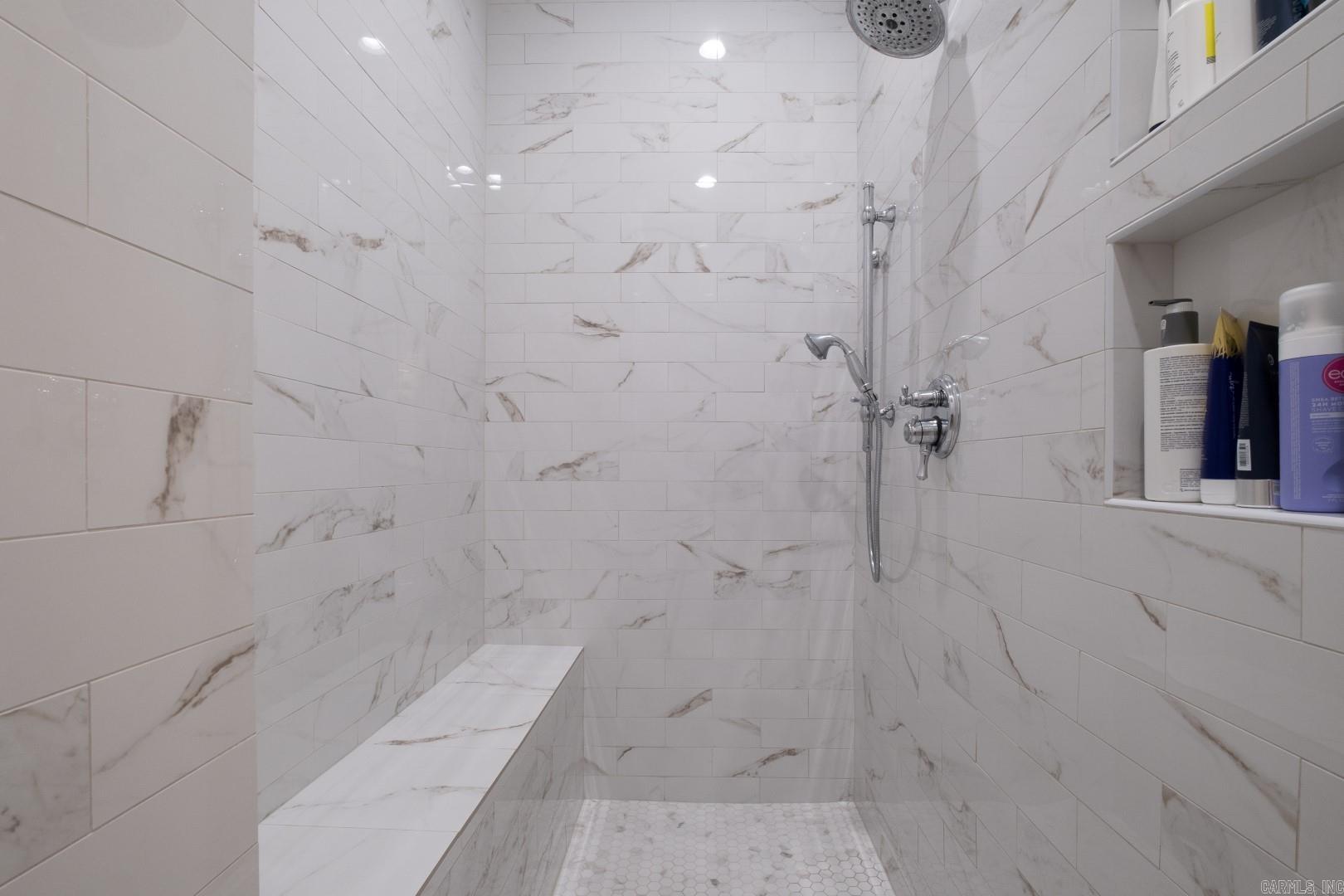 CHENAL VALLEY HALLEN COURT - Residential