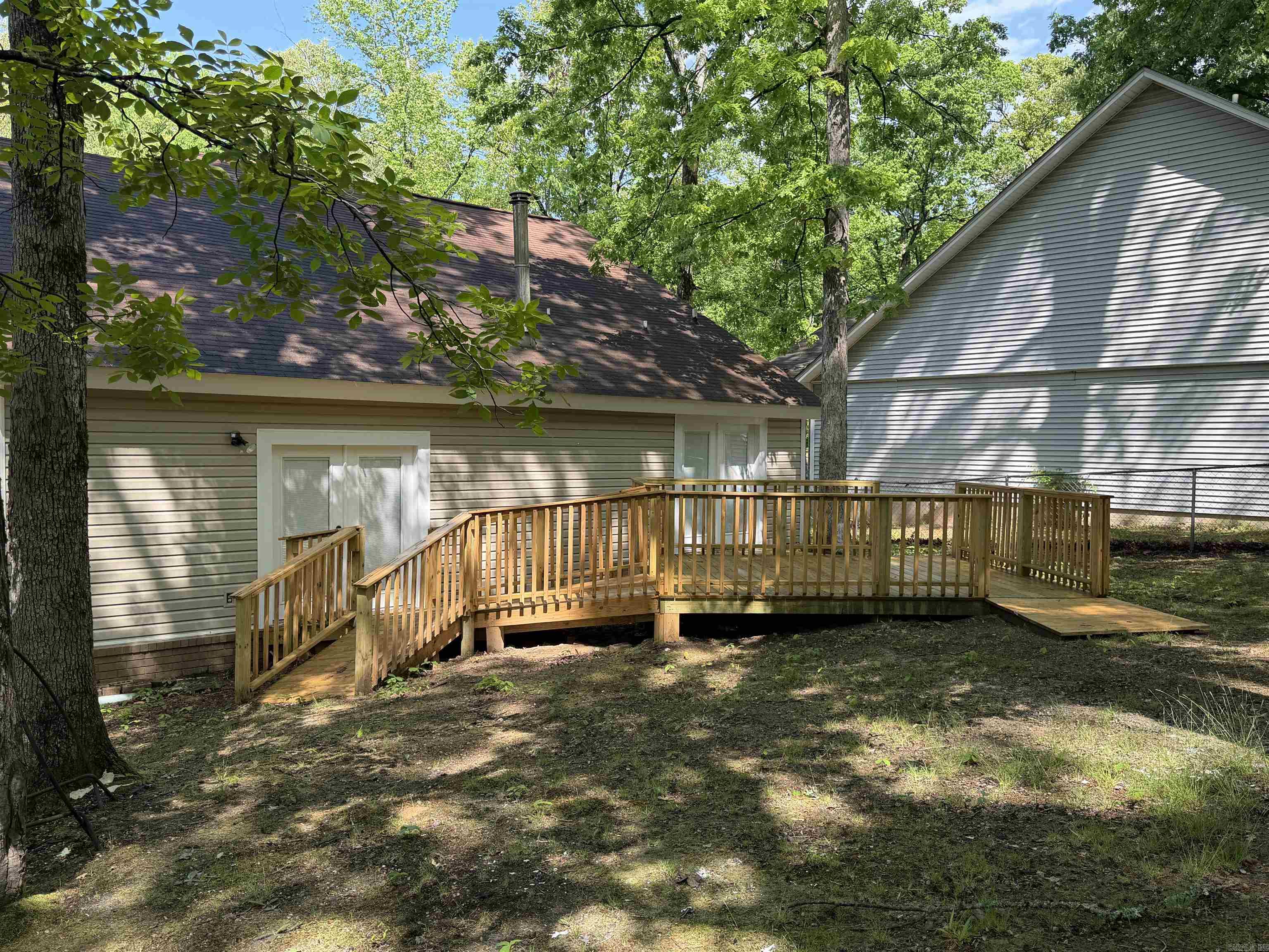 COLONIAL PARK - Residential