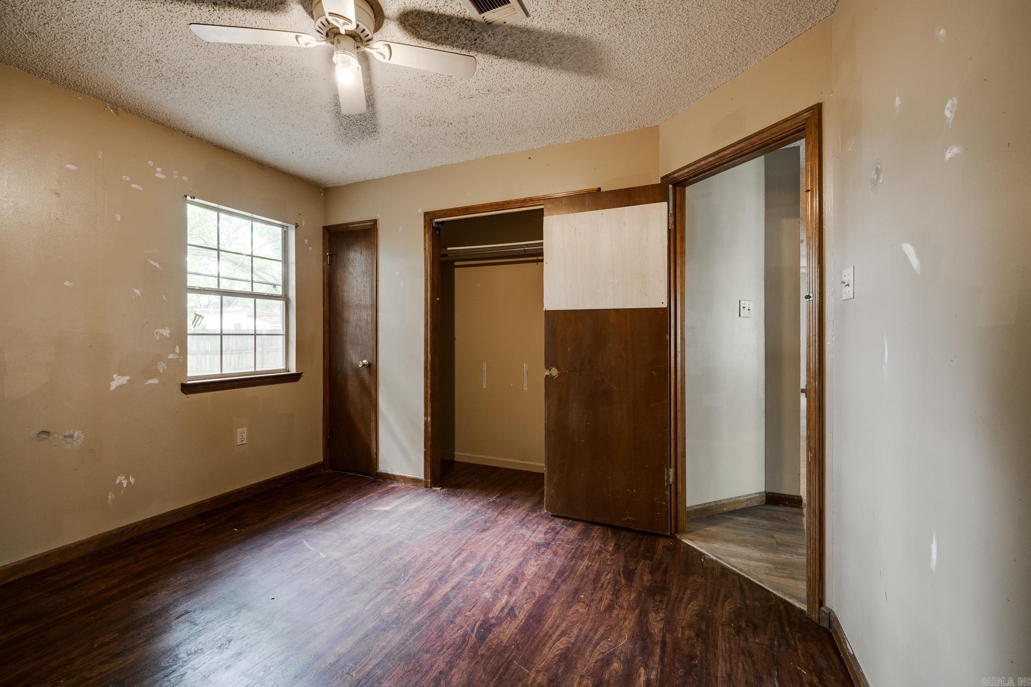 COLLEGE OAK ADDN - Residential