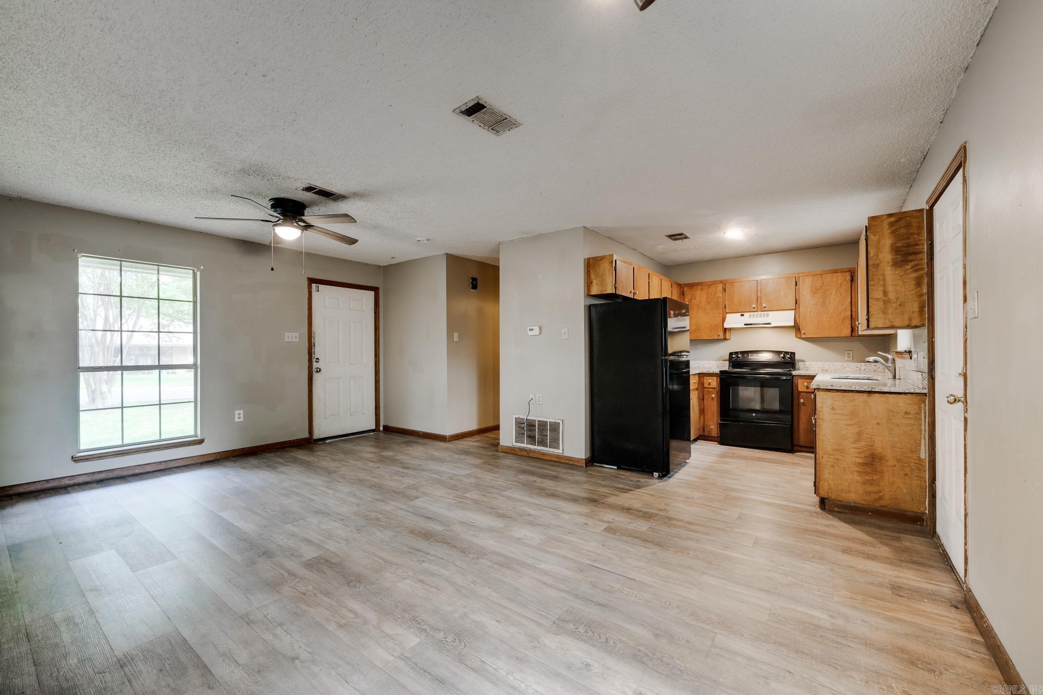 COLLEGE OAK ADDN - Residential