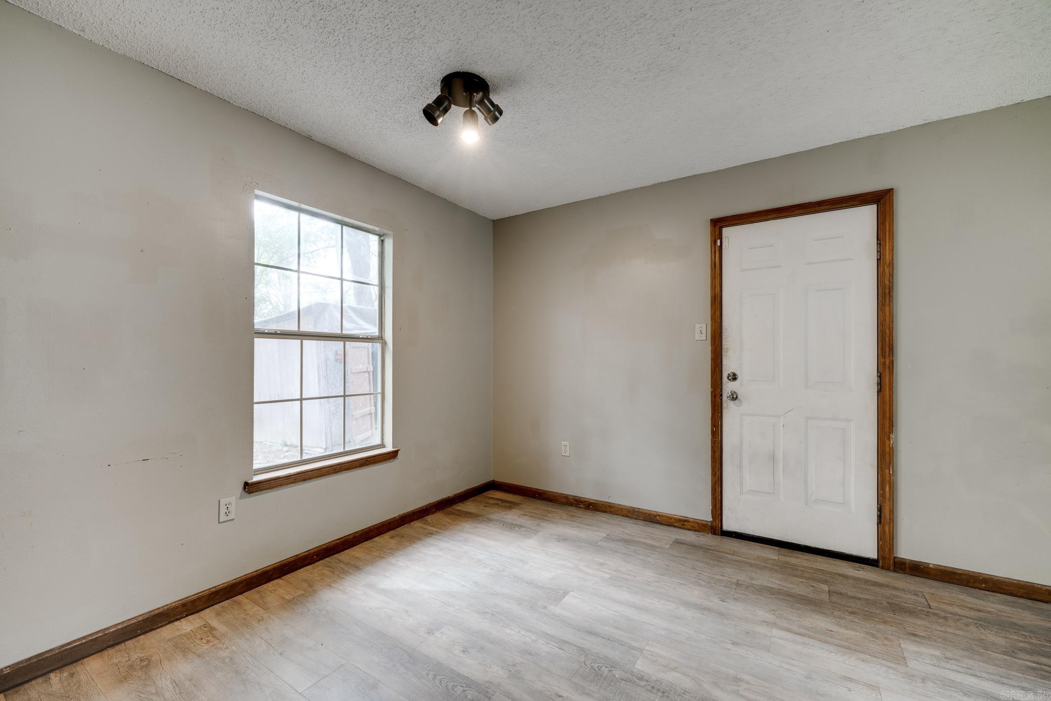 COLLEGE OAK ADDN - Residential