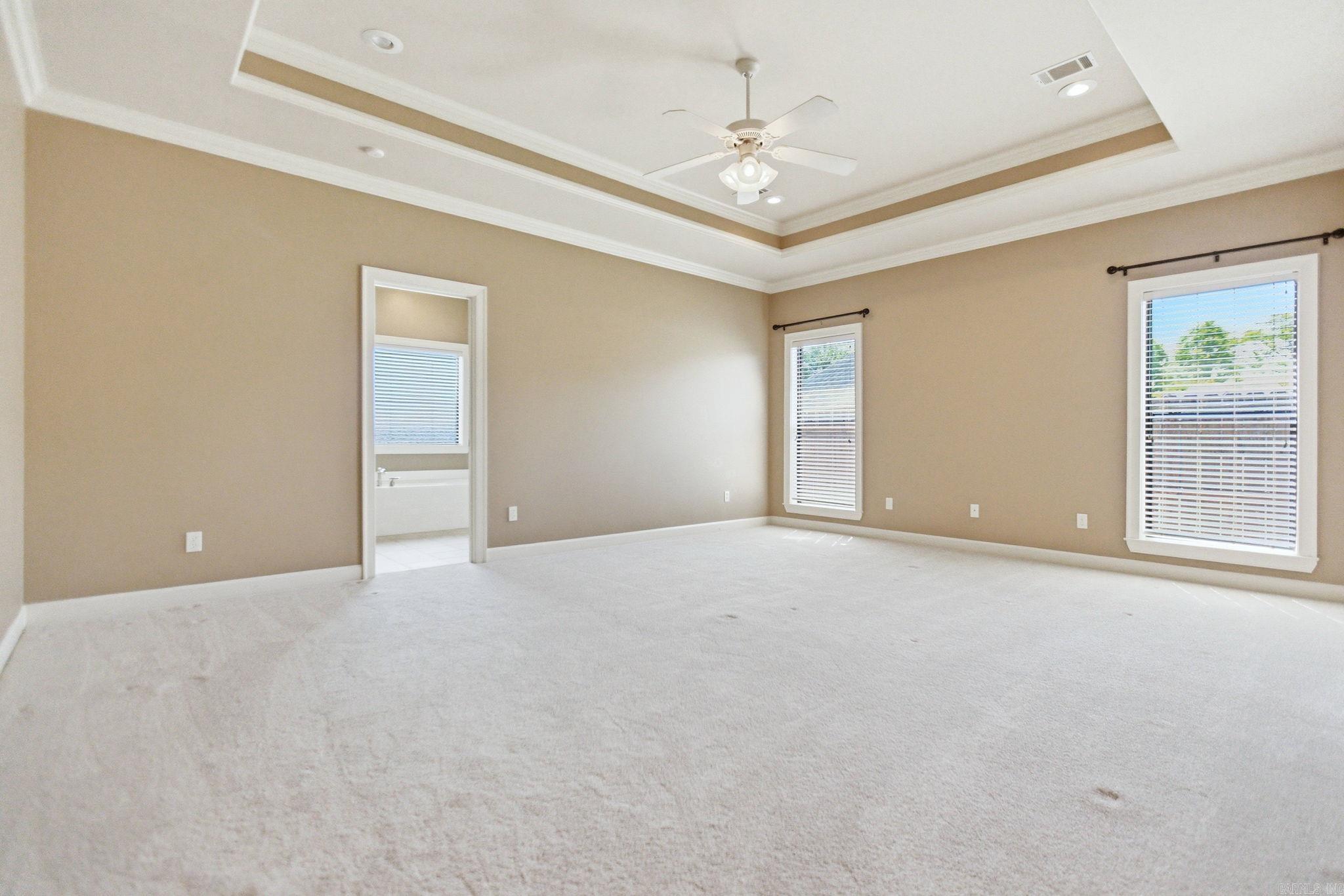 COUNTRY CLUB OF ARK THE - Residential