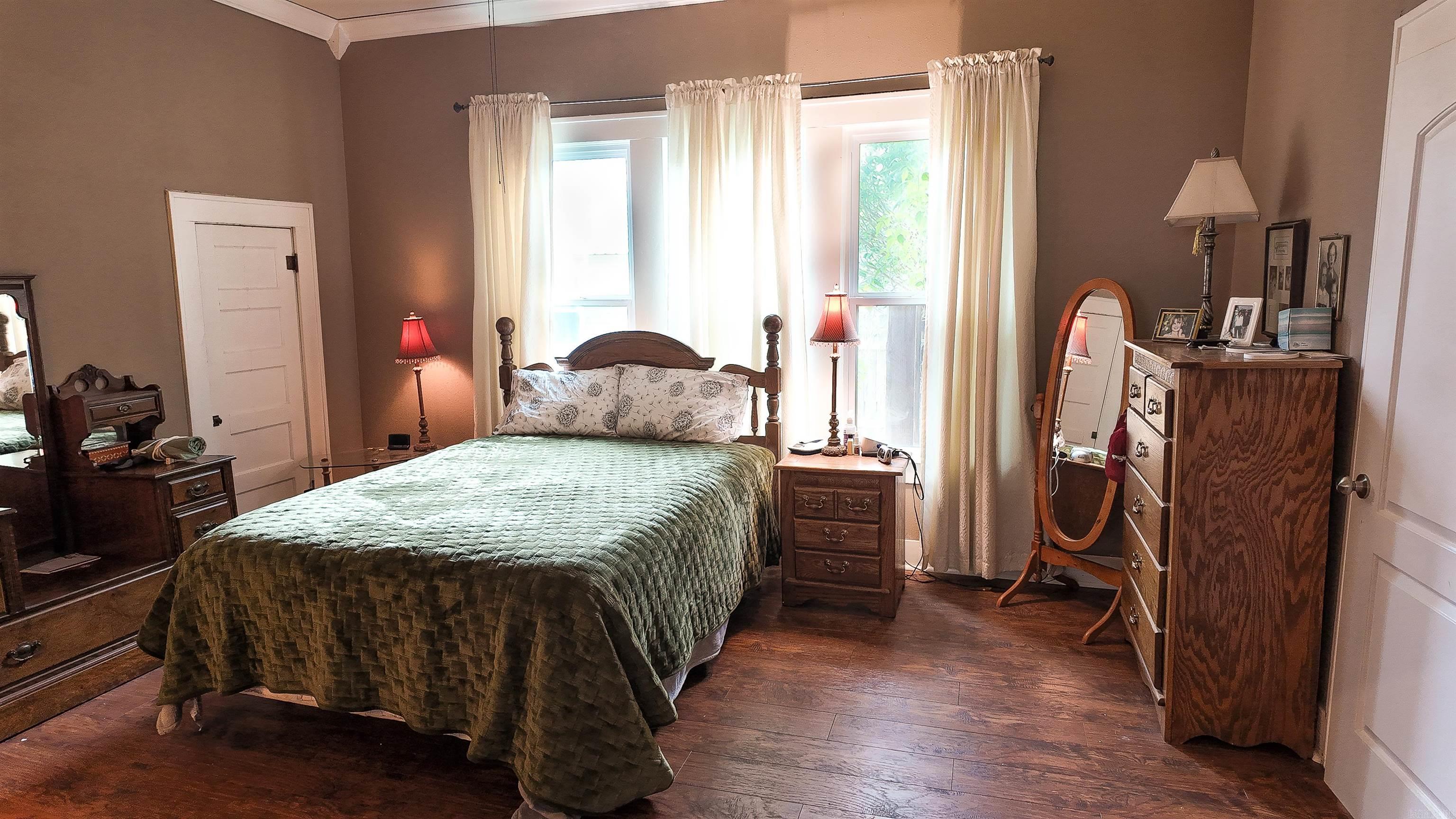 O C WOODS - Residential