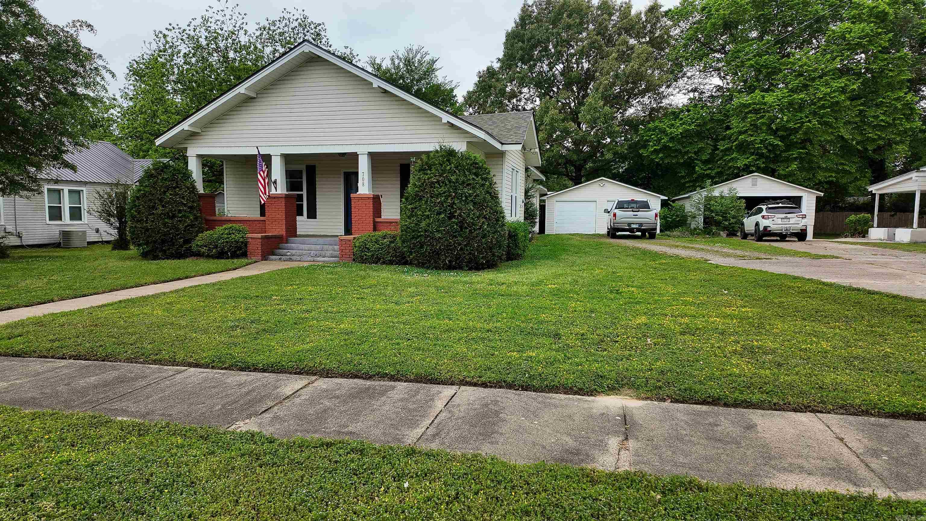 O C WOODS - Residential