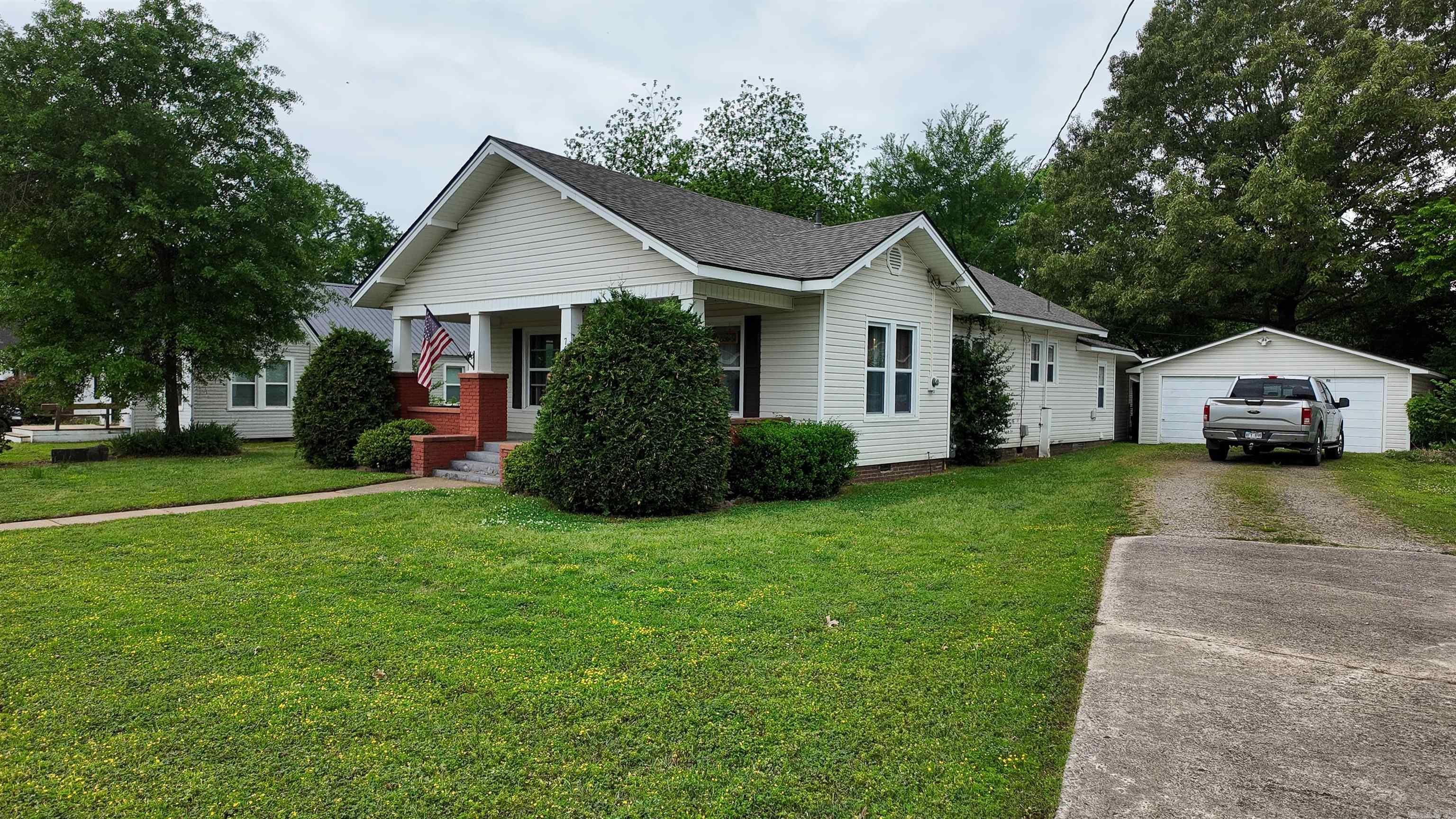 O C WOODS - Residential