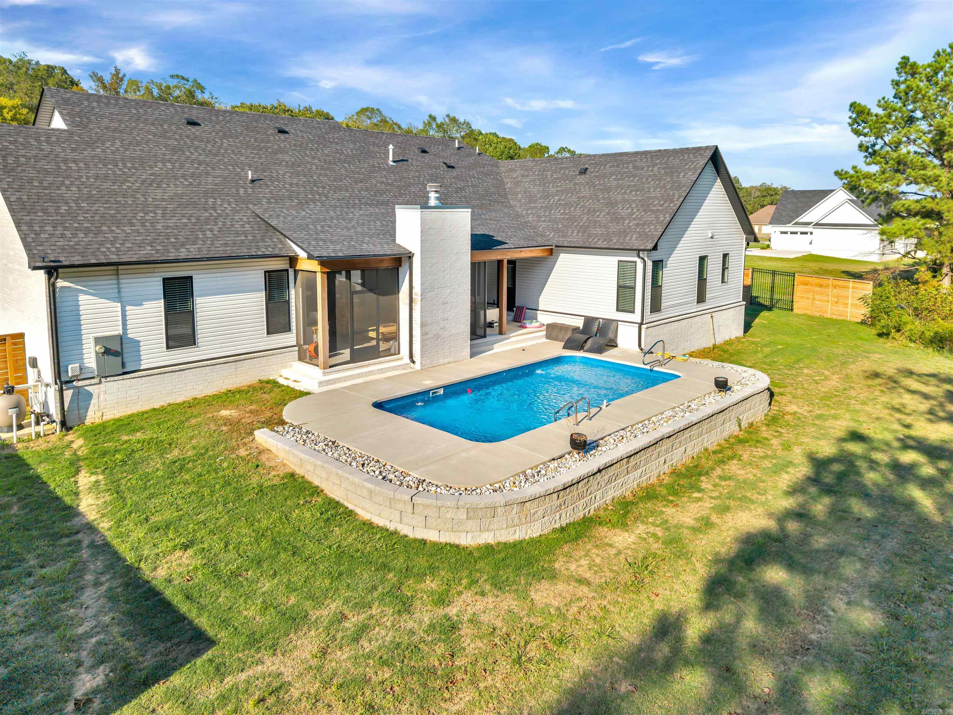 HIDDEN VALLEY ESTATES - Residential