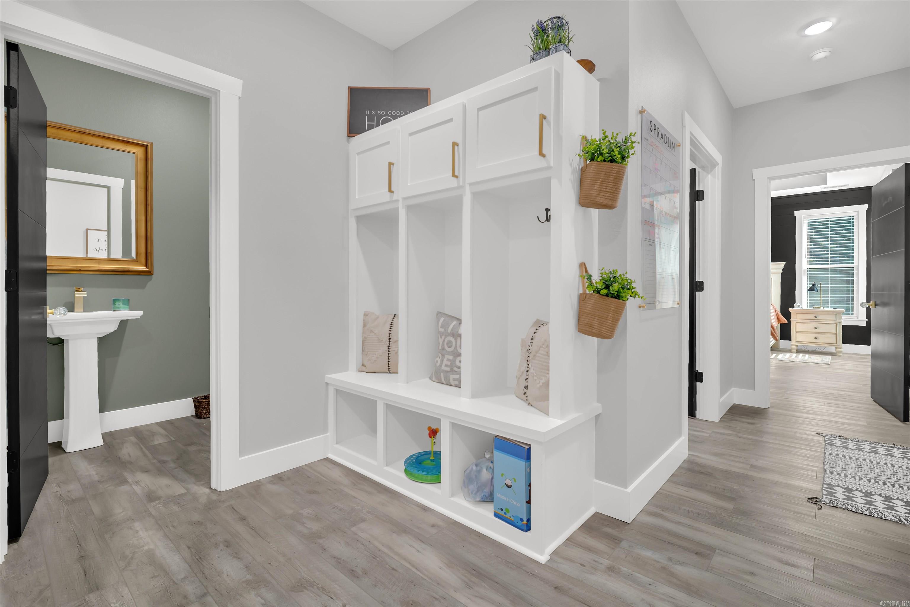 HIDDEN VALLEY ESTATES - Residential
