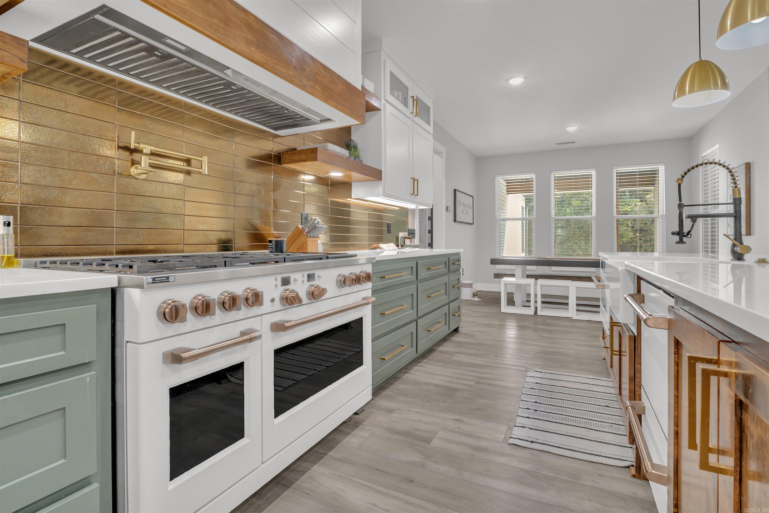 HIDDEN VALLEY ESTATES - Residential