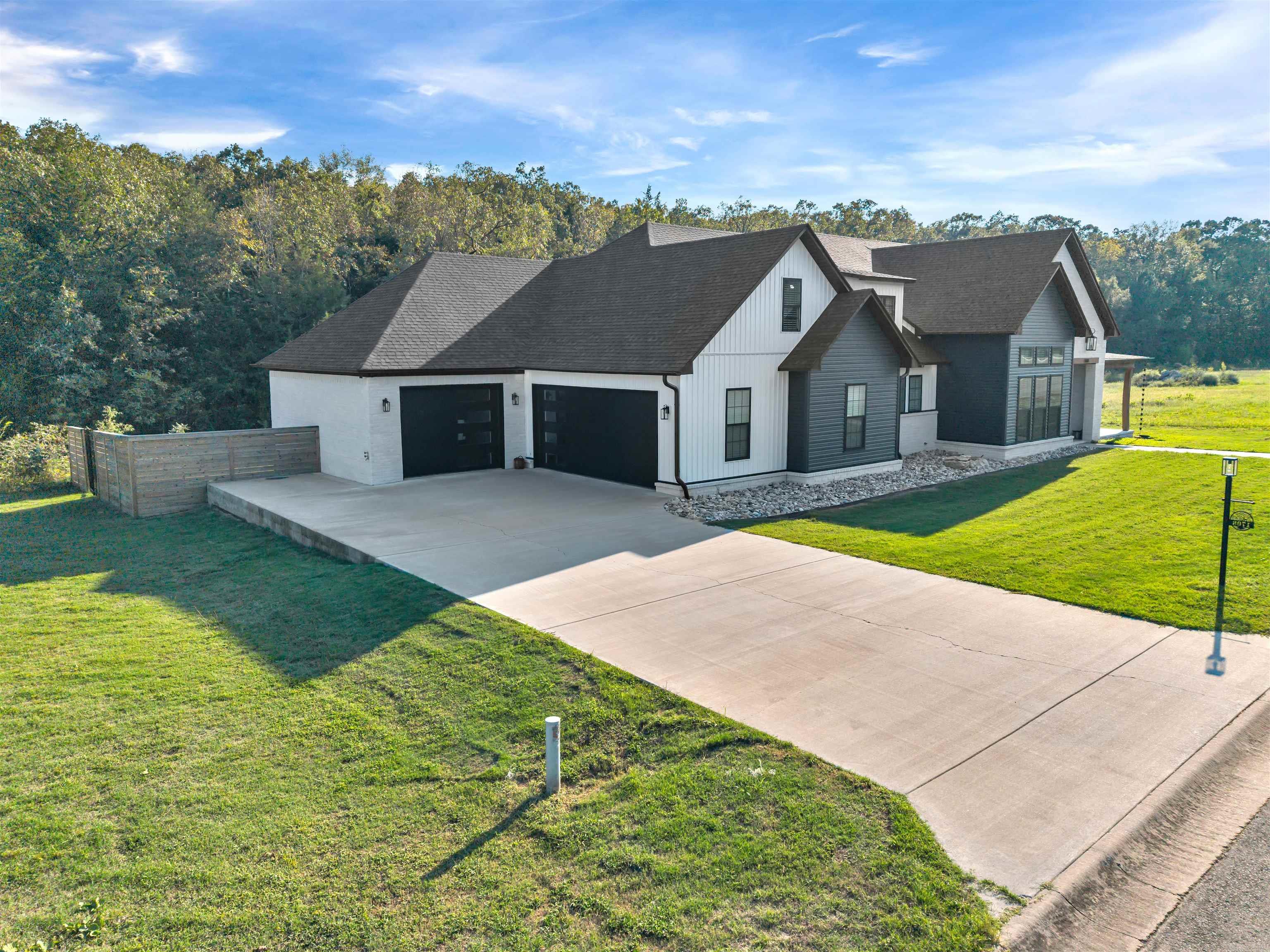 HIDDEN VALLEY ESTATES - Residential