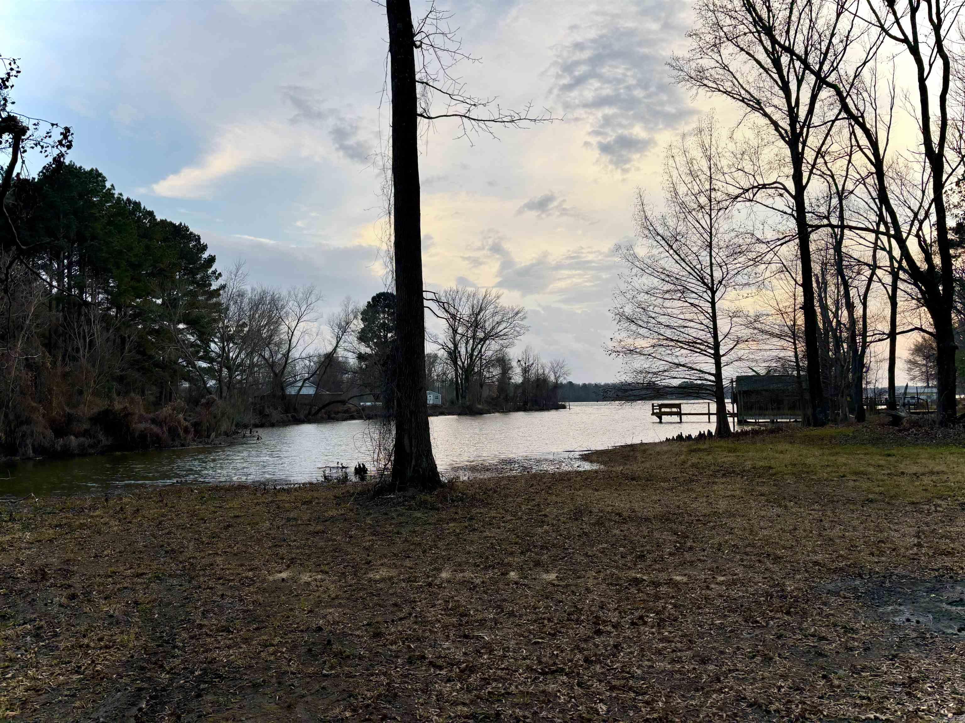 OVERCUP LAKE RESORT - Residential