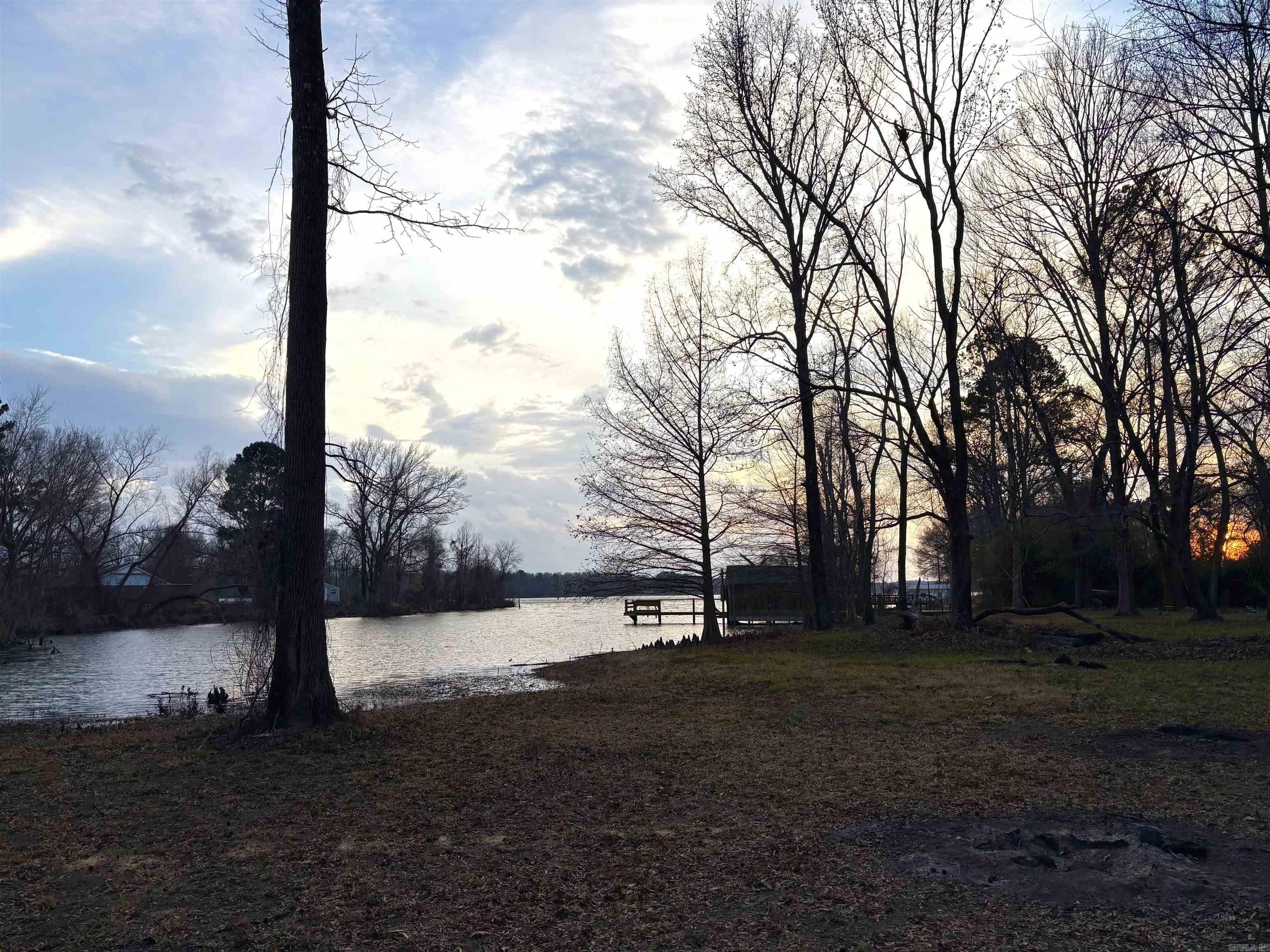 OVERCUP LAKE RESORT - Residential