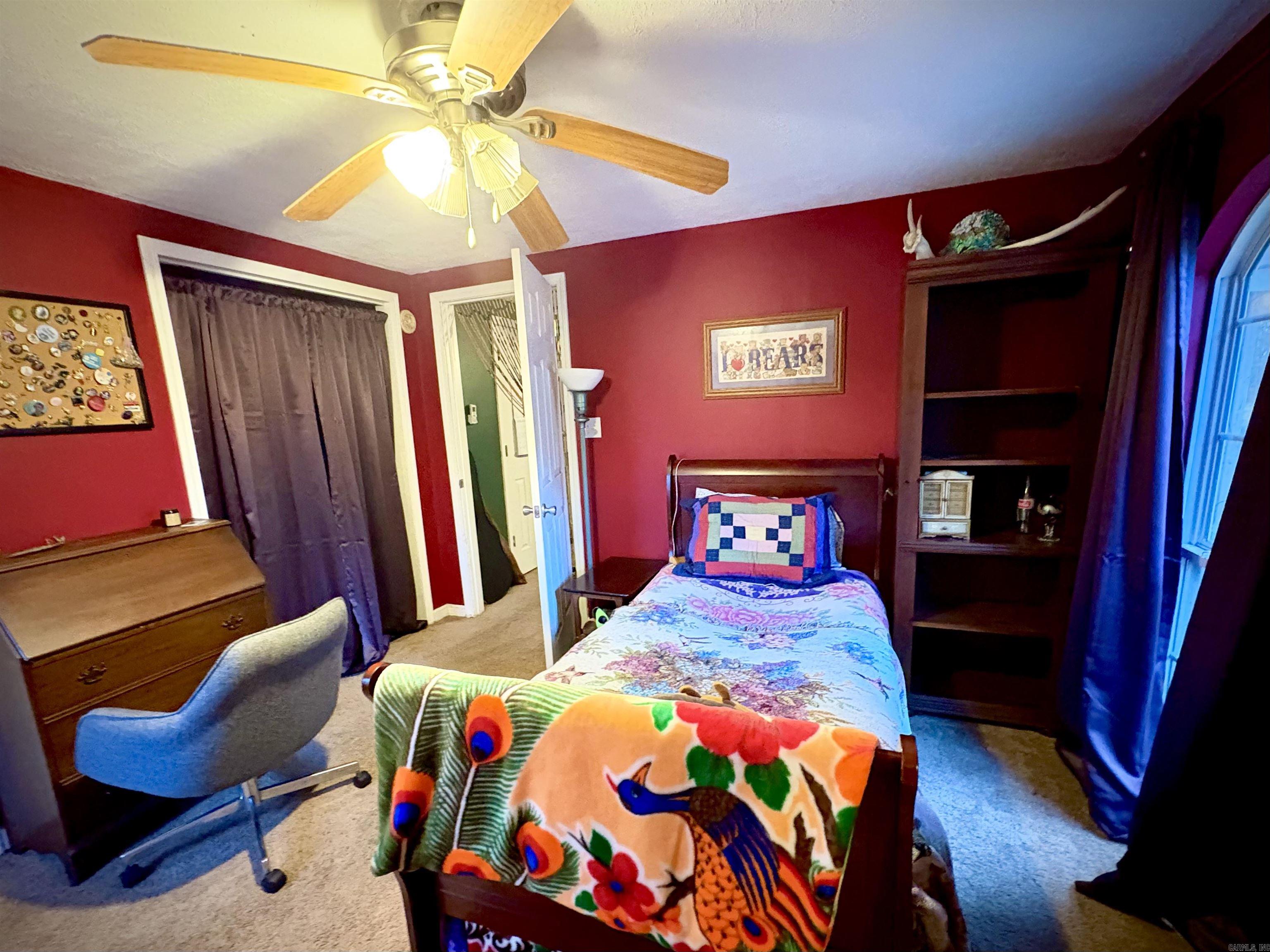 OVERCUP LAKE RESORT - Residential