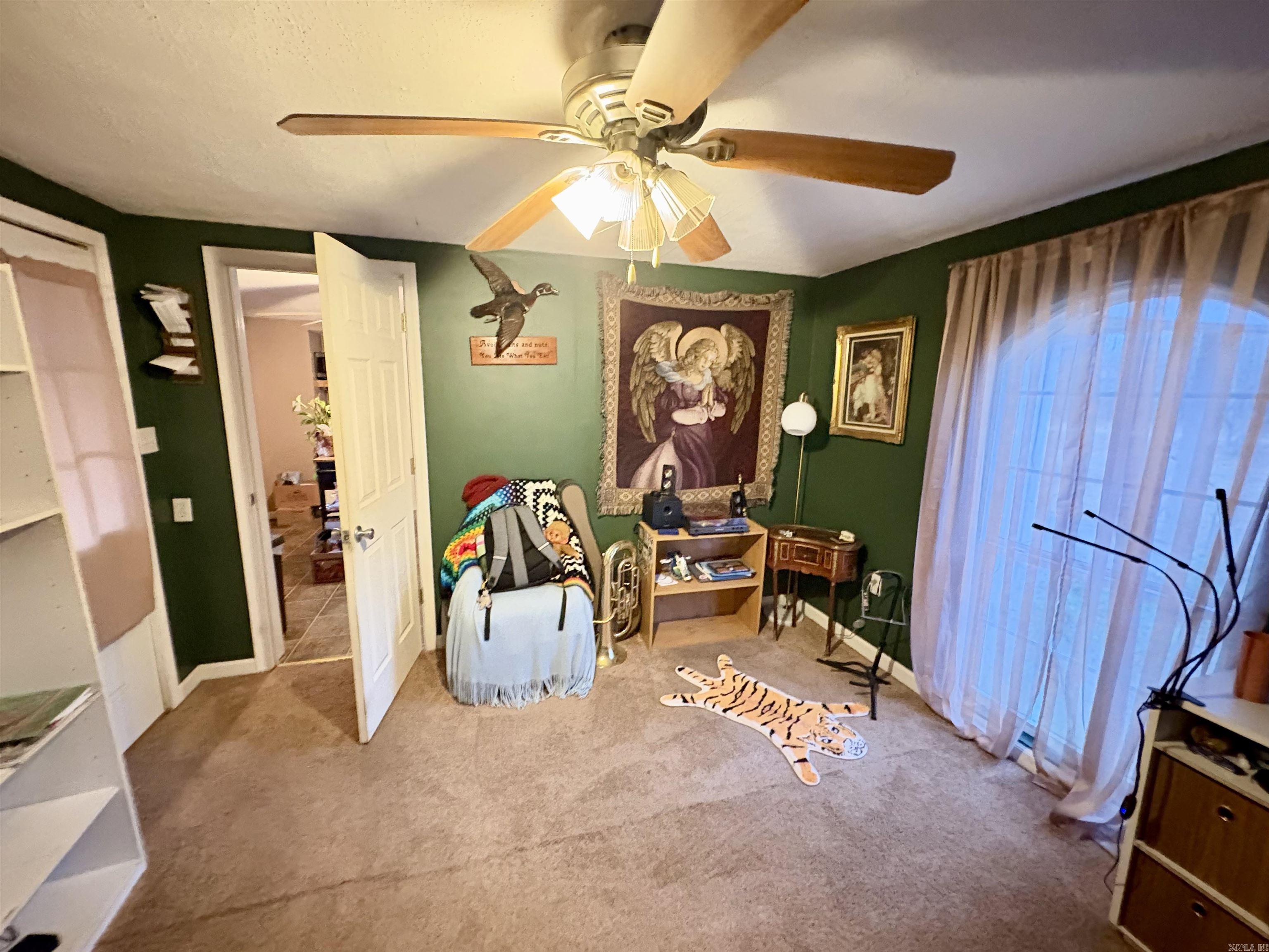 OVERCUP LAKE RESORT - Residential