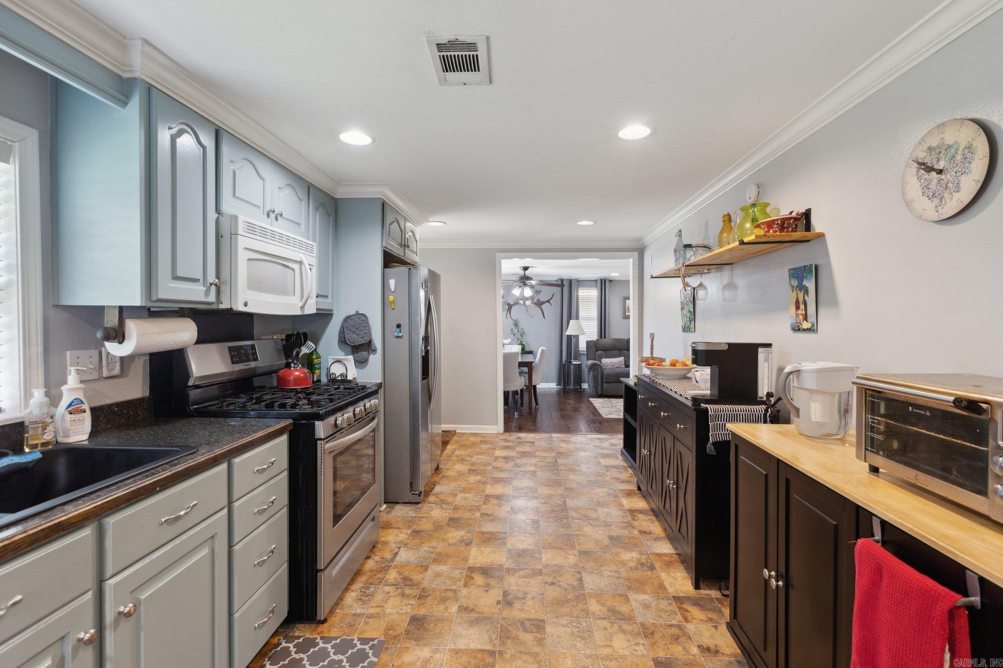 EIGHTH ADDN - Residential