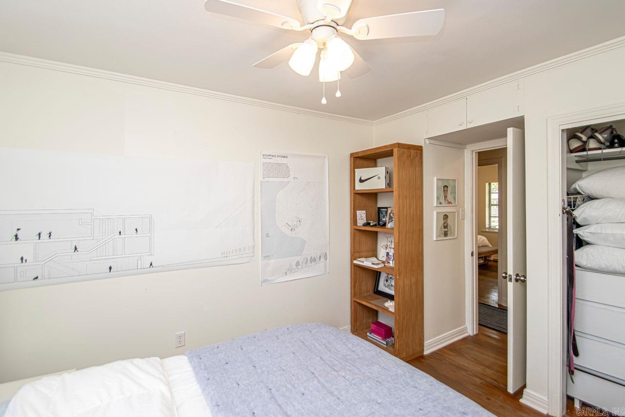 PINE MANOR - Residential