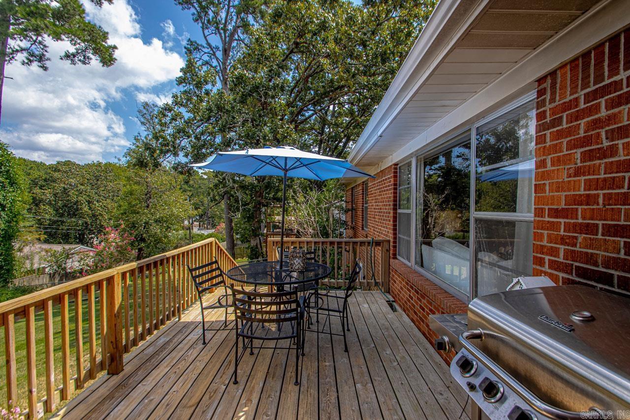 PINE MANOR - Residential