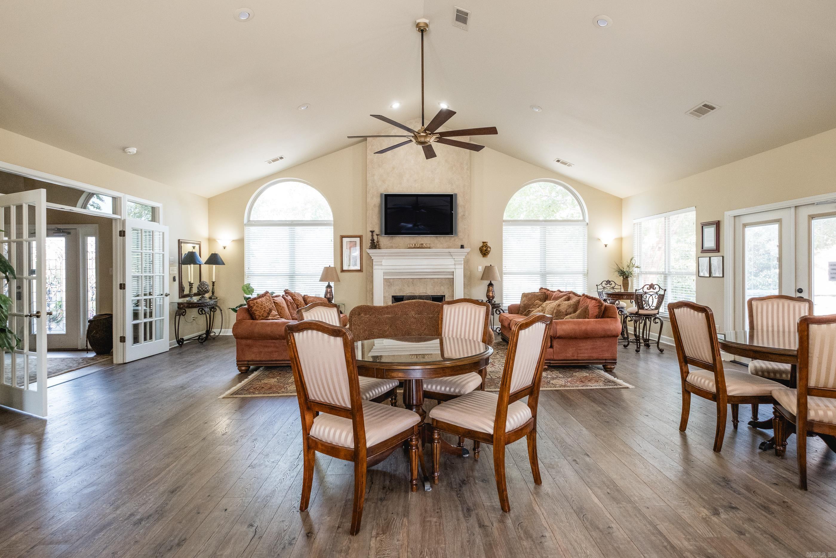 MOUNTAIN TERRACE ESTATES TOWNHOM - Residential