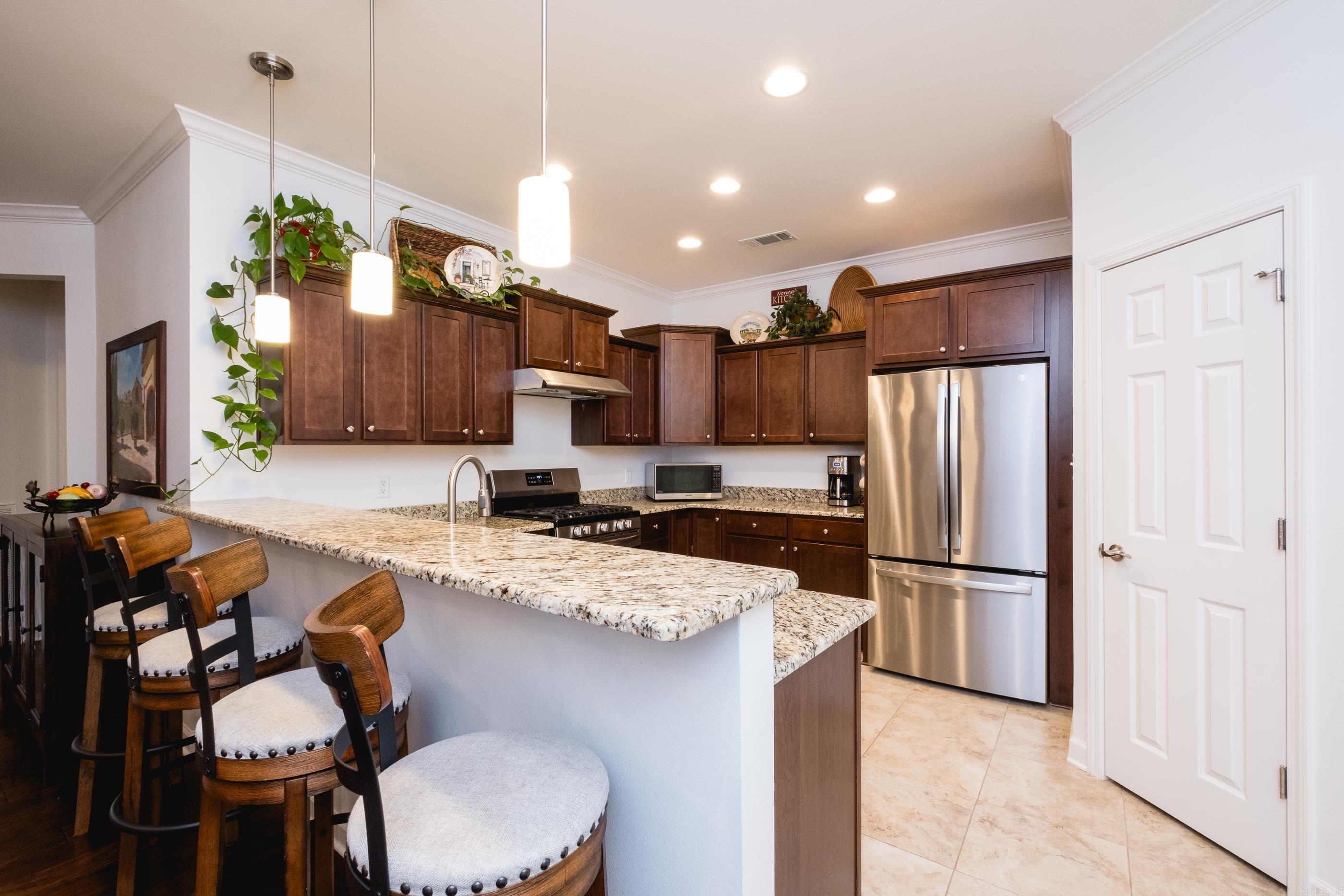 MOUNTAIN TERRACE ESTATES TOWNHOM - Residential