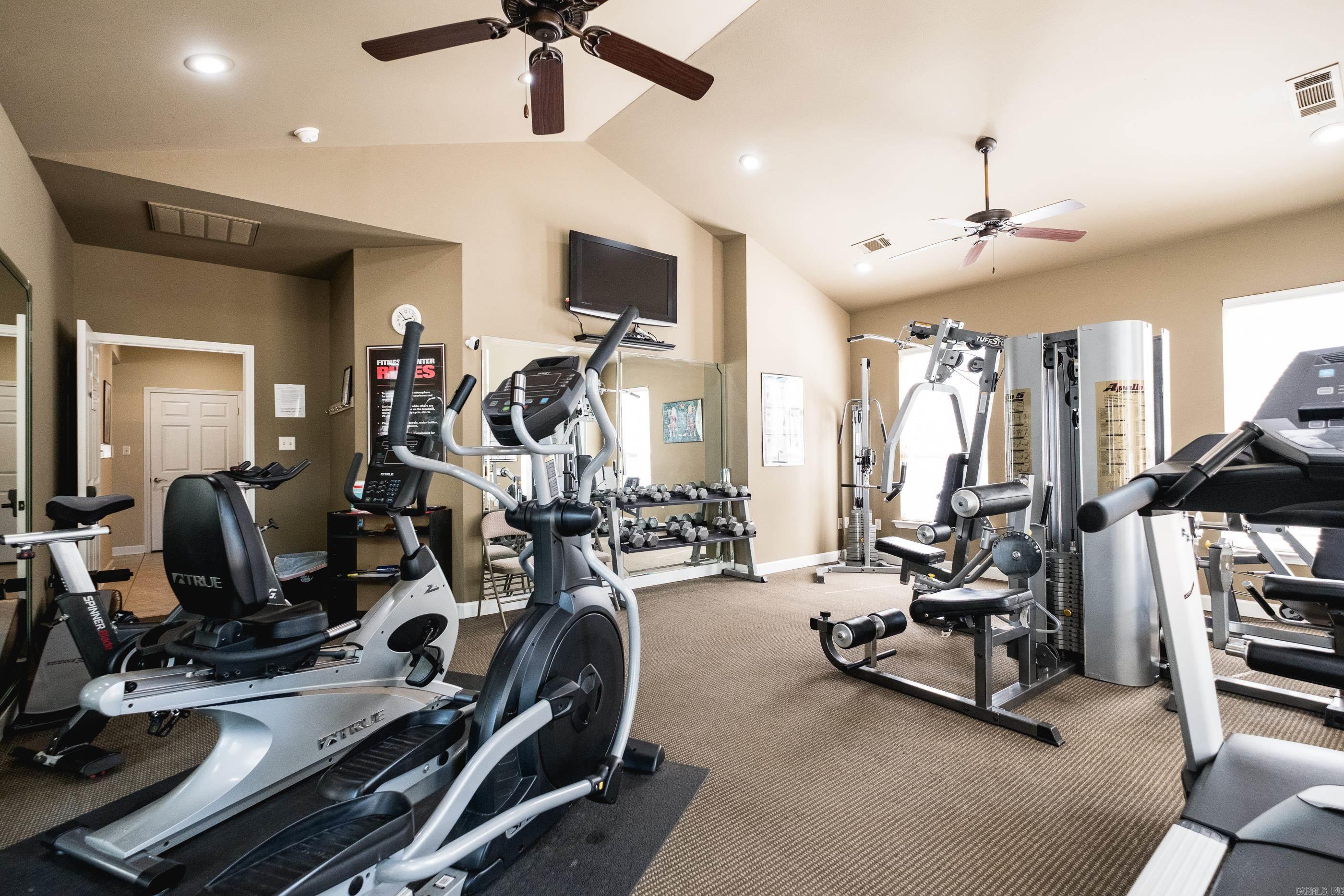 MOUNTAIN TERRACE ESTATES TOWNHOM - Residential